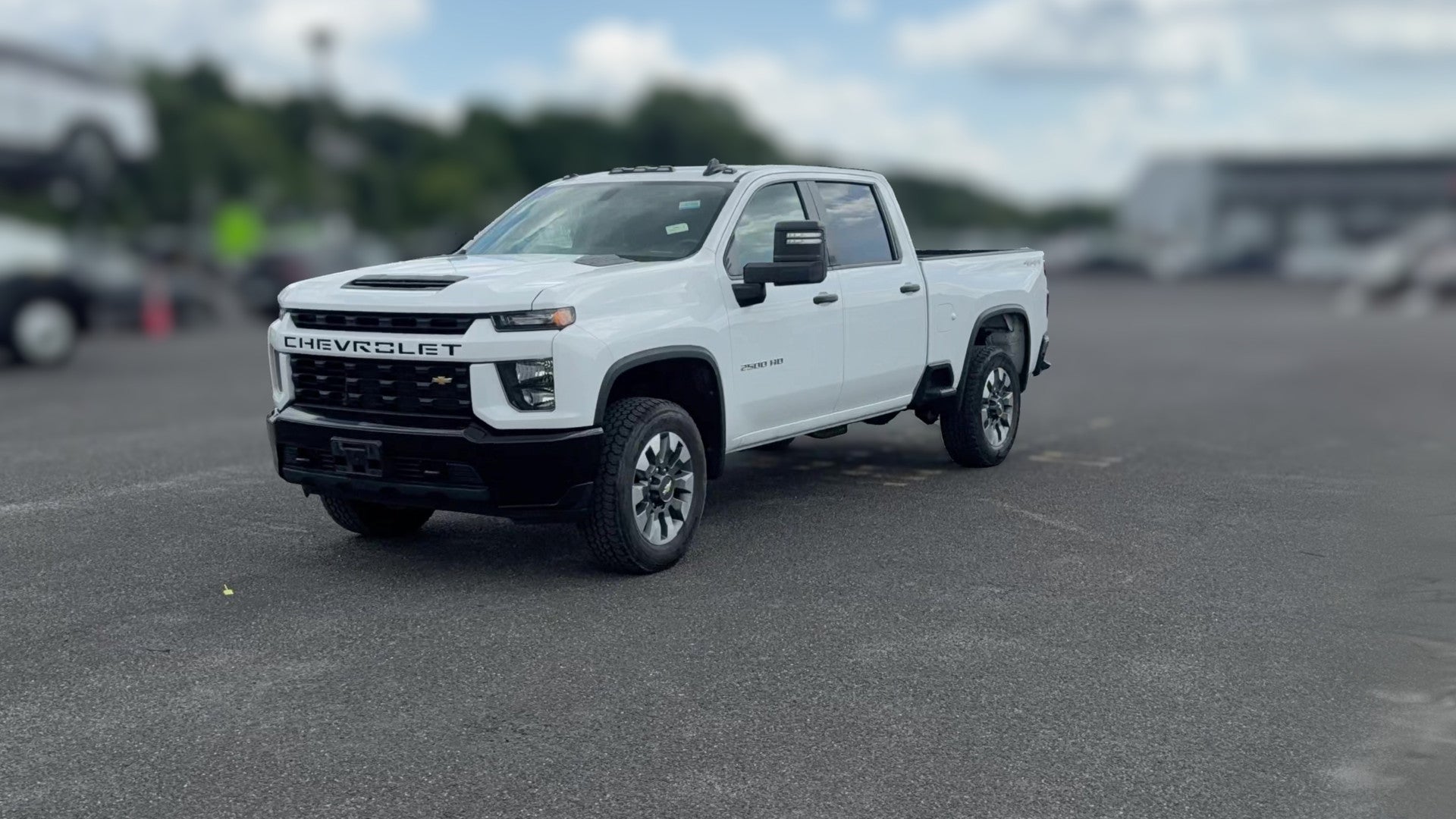 2022 Chevrolet Silverado 2500 HD Crew Cab vehicle photo