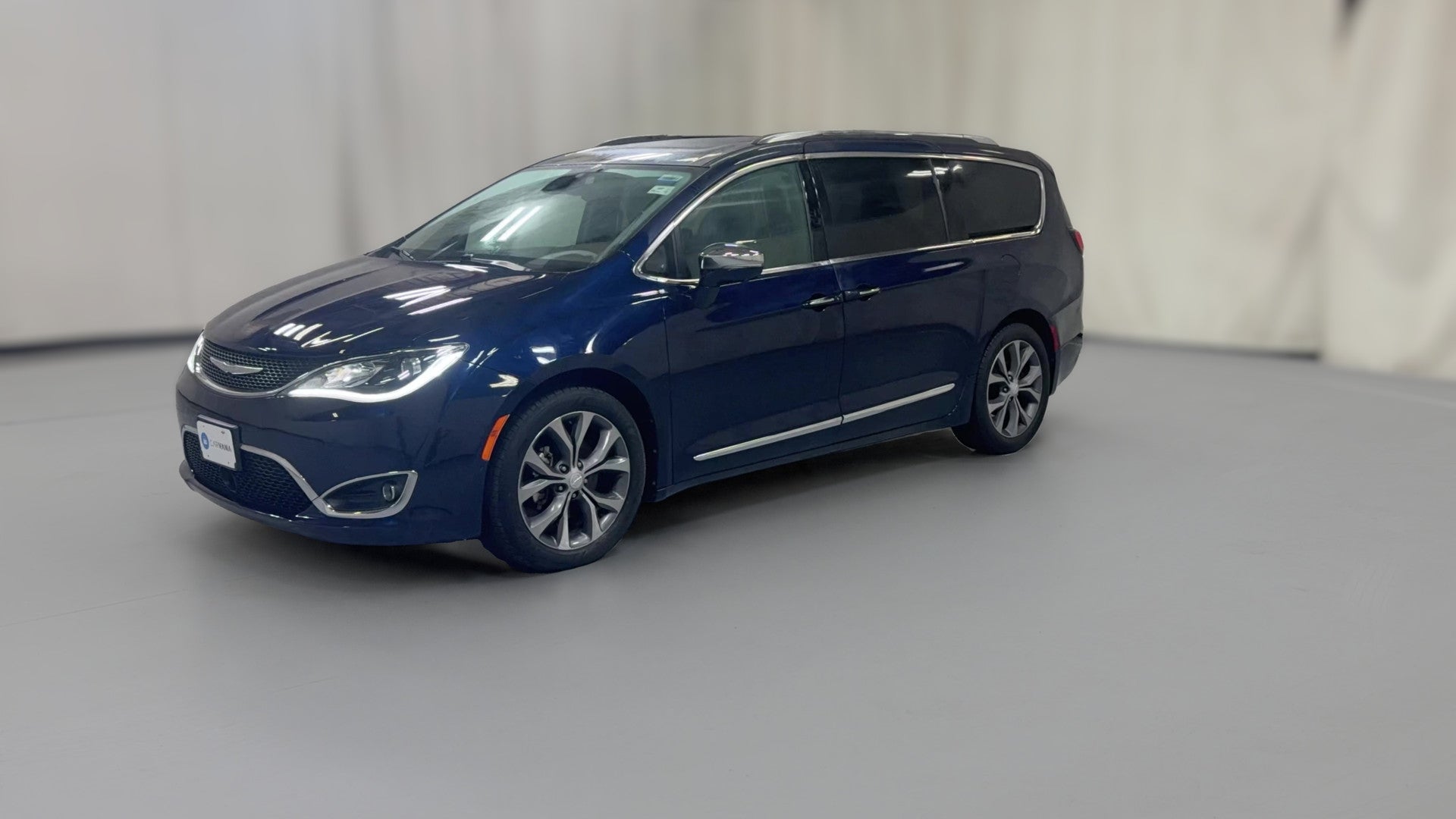 2017 Chrysler Pacifica vehicle photo
