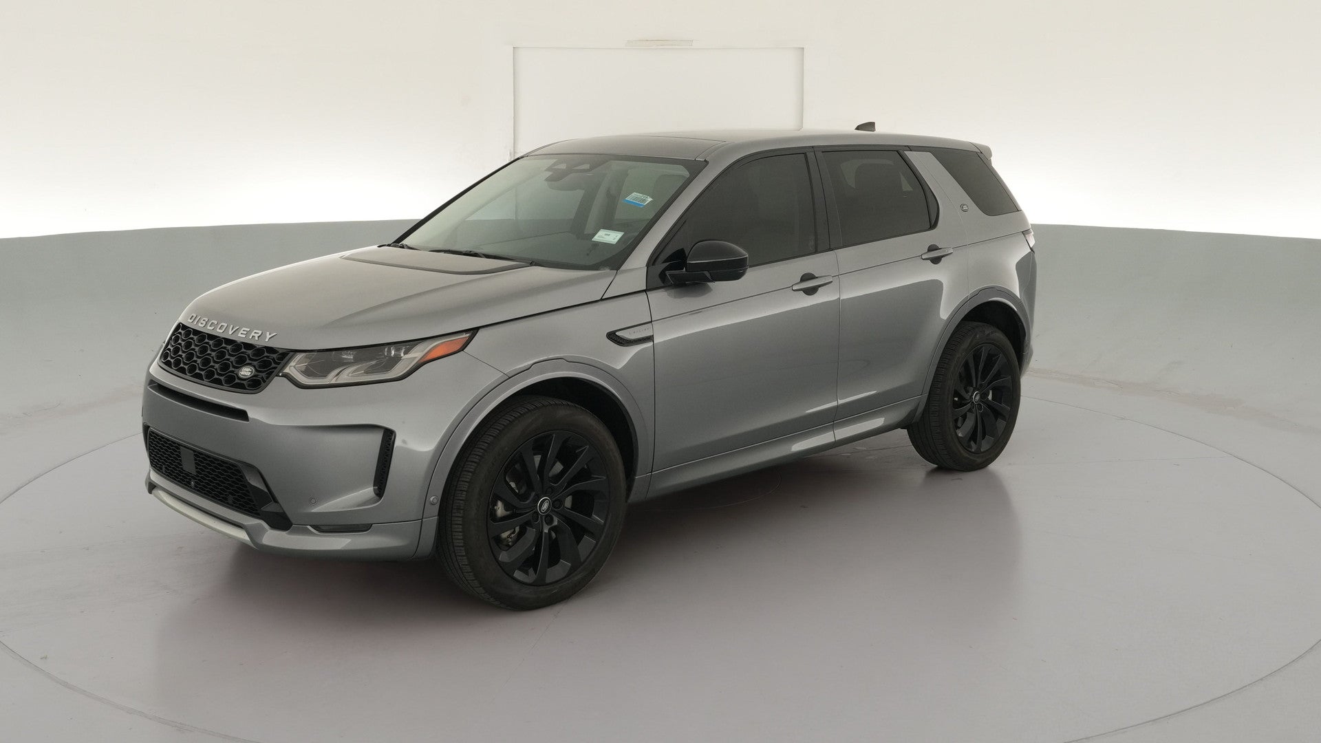 2024 Land Rover Discovery Sport vehicle photo