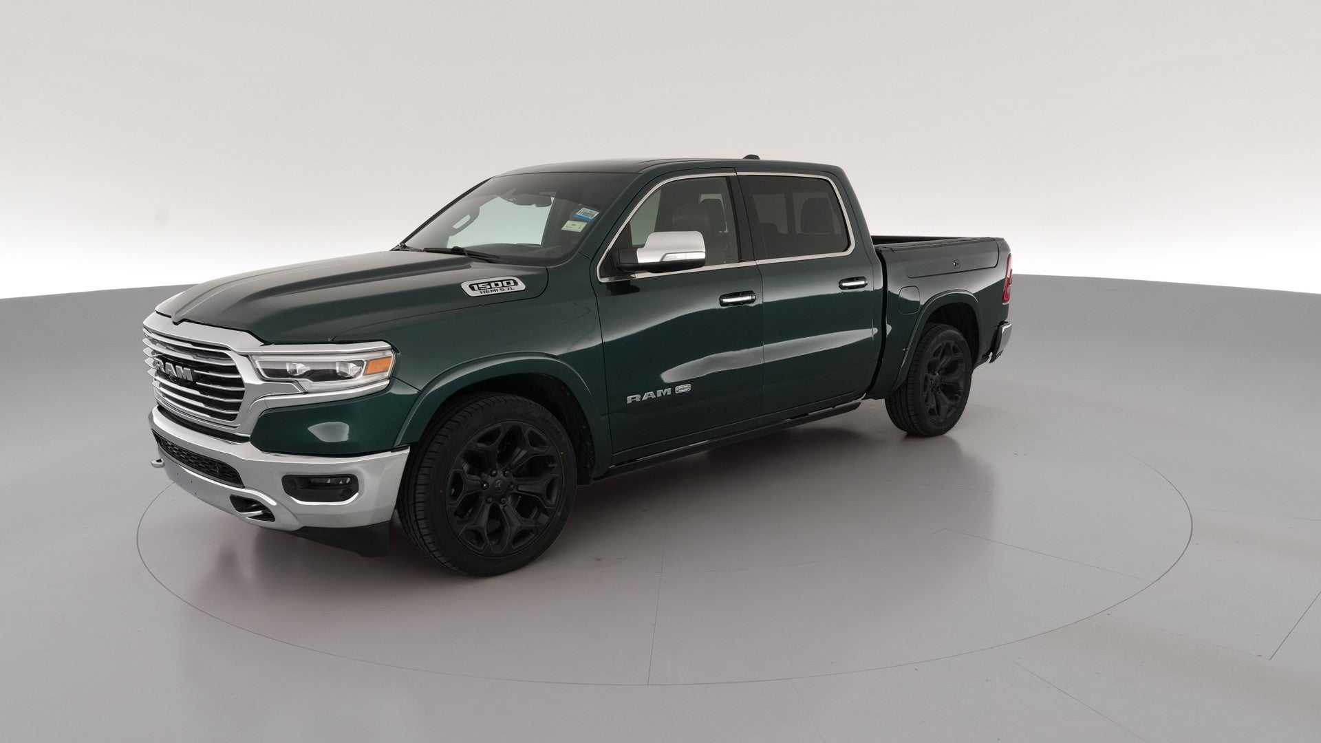 2019 Ram 1500 Crew Cab vehicle photo