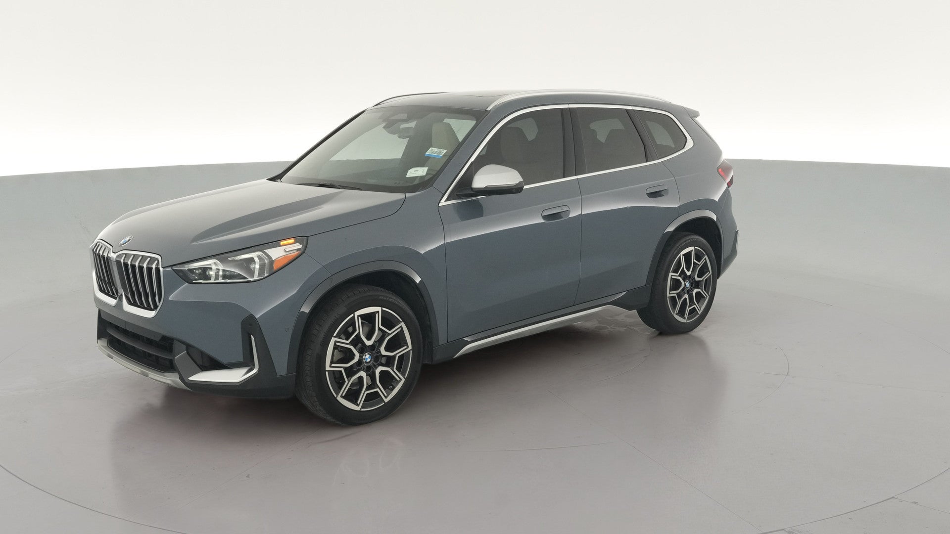 2023 BMW X1 vehicle photo