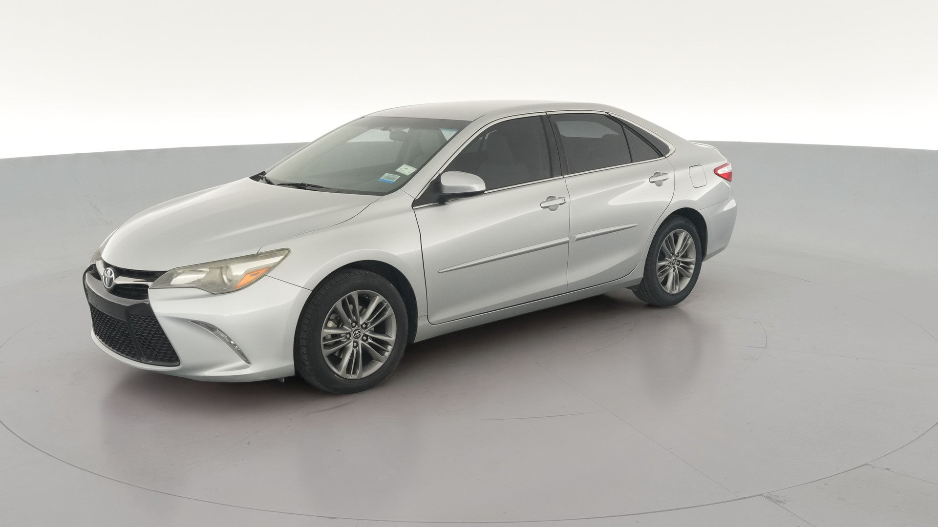 2015 Toyota Camry vehicle photo
