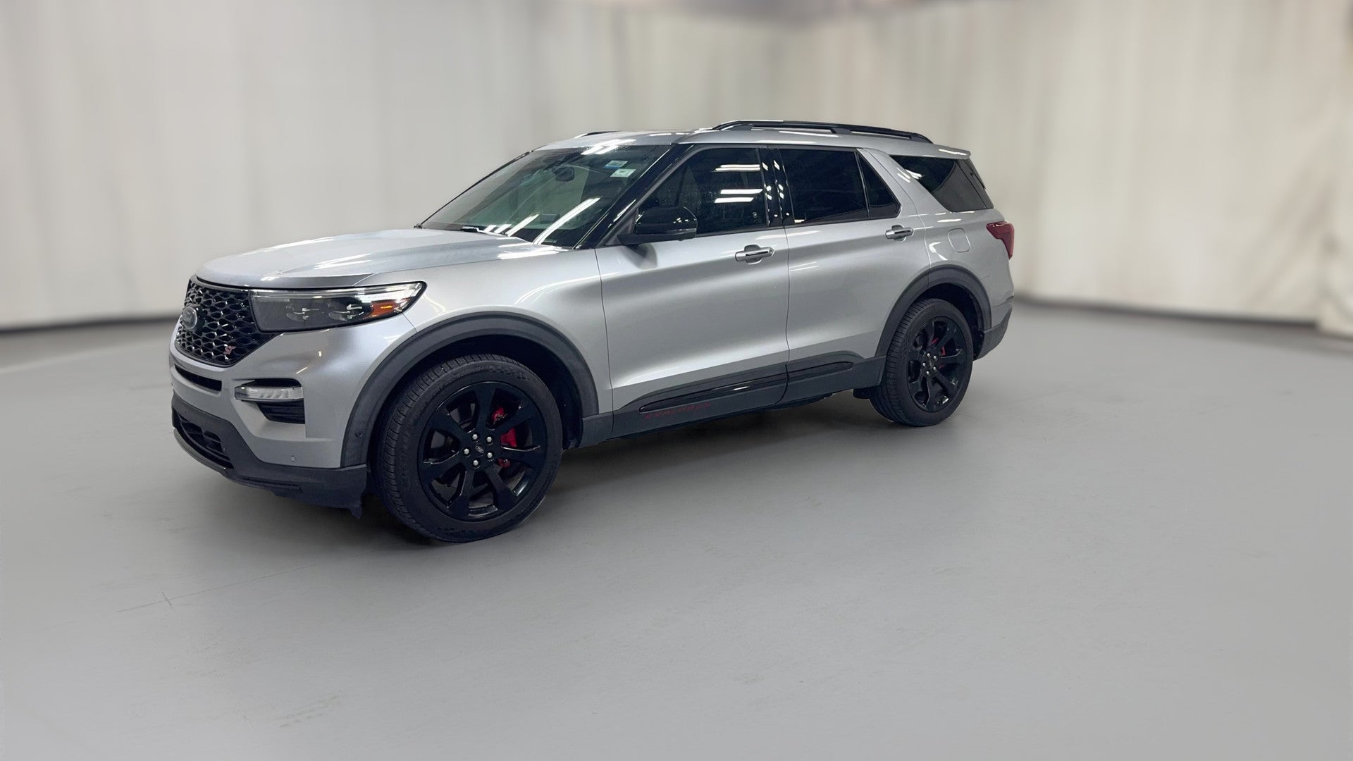 2020 Ford Explorer vehicle photo