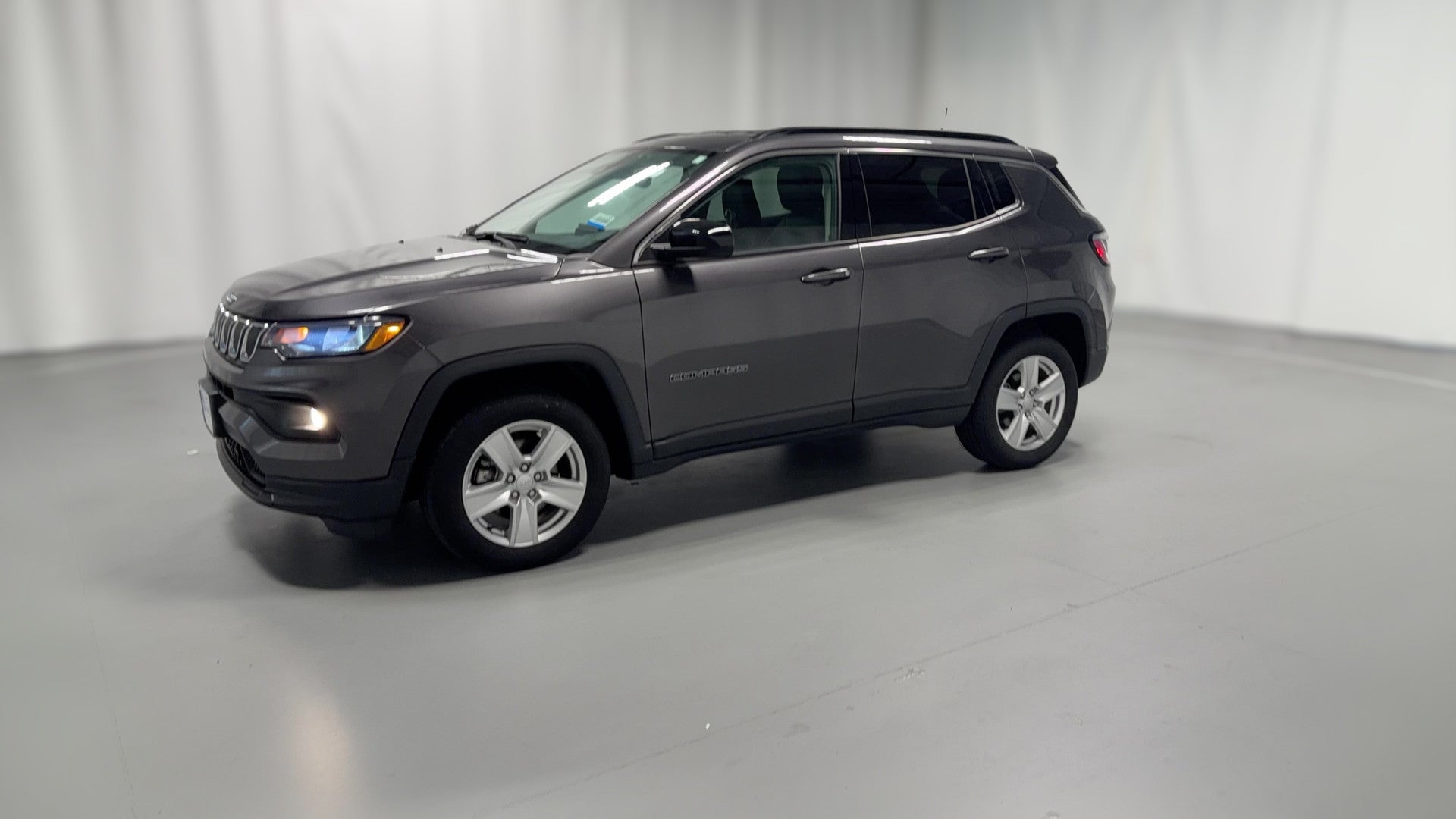 2022 Jeep Compass vehicle photo