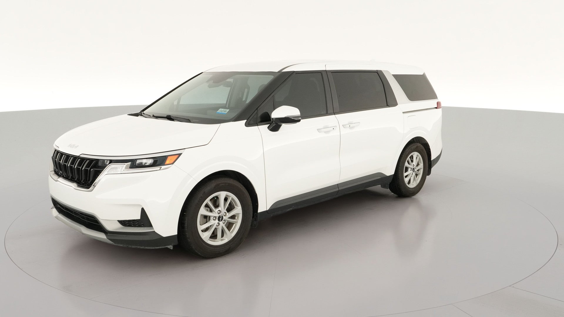 2023 Kia Carnival vehicle photo