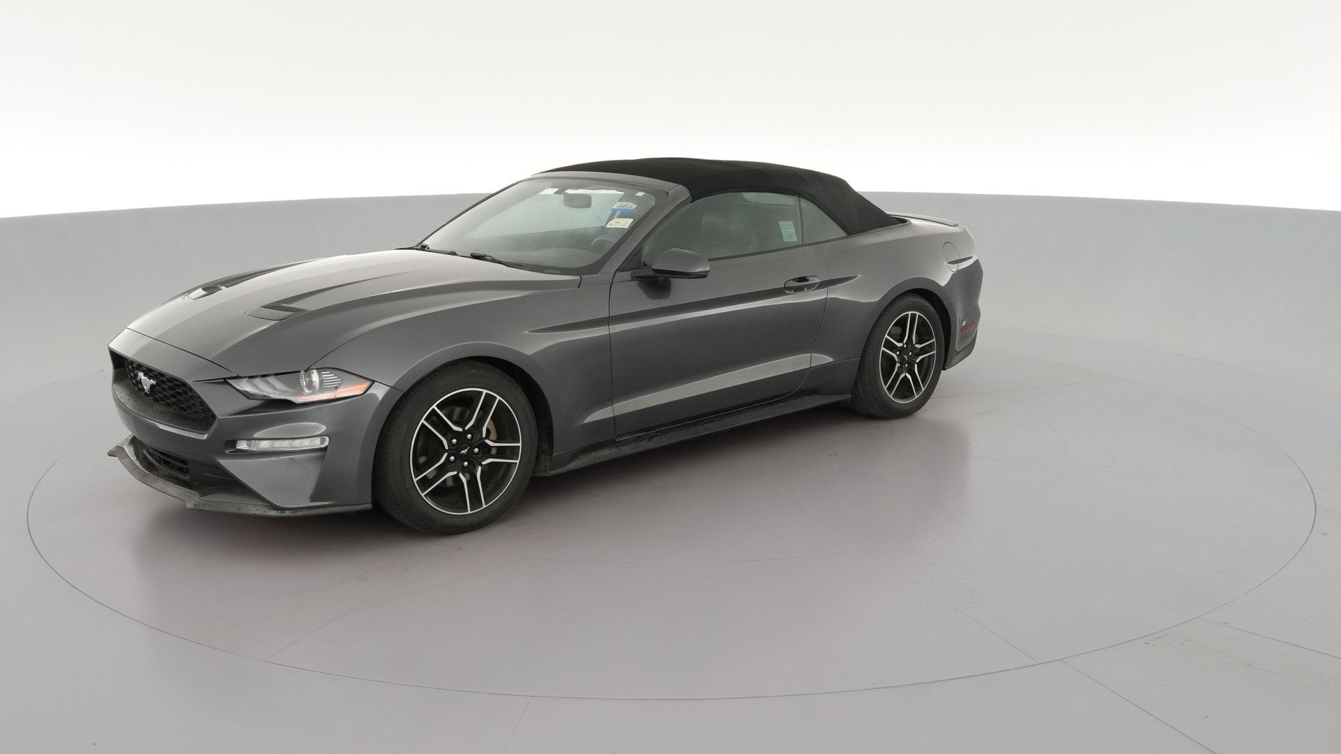2020 Ford Mustang vehicle photo