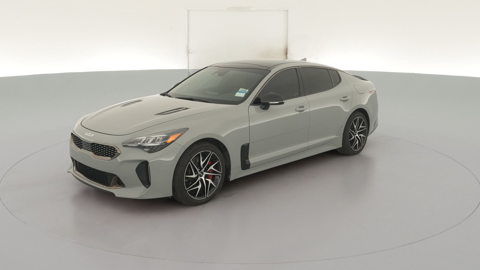 2023 Kia Stinger vehicle photo