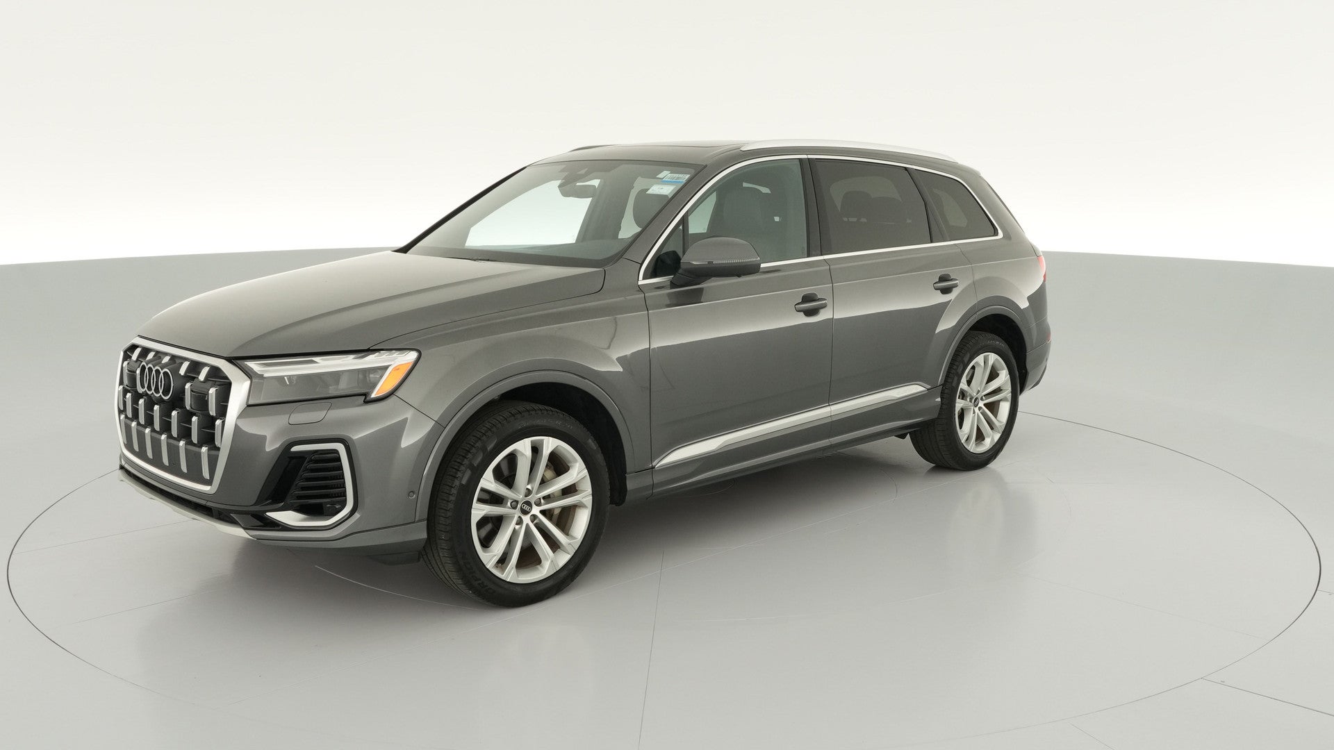 2025 Audi Q7 vehicle photo