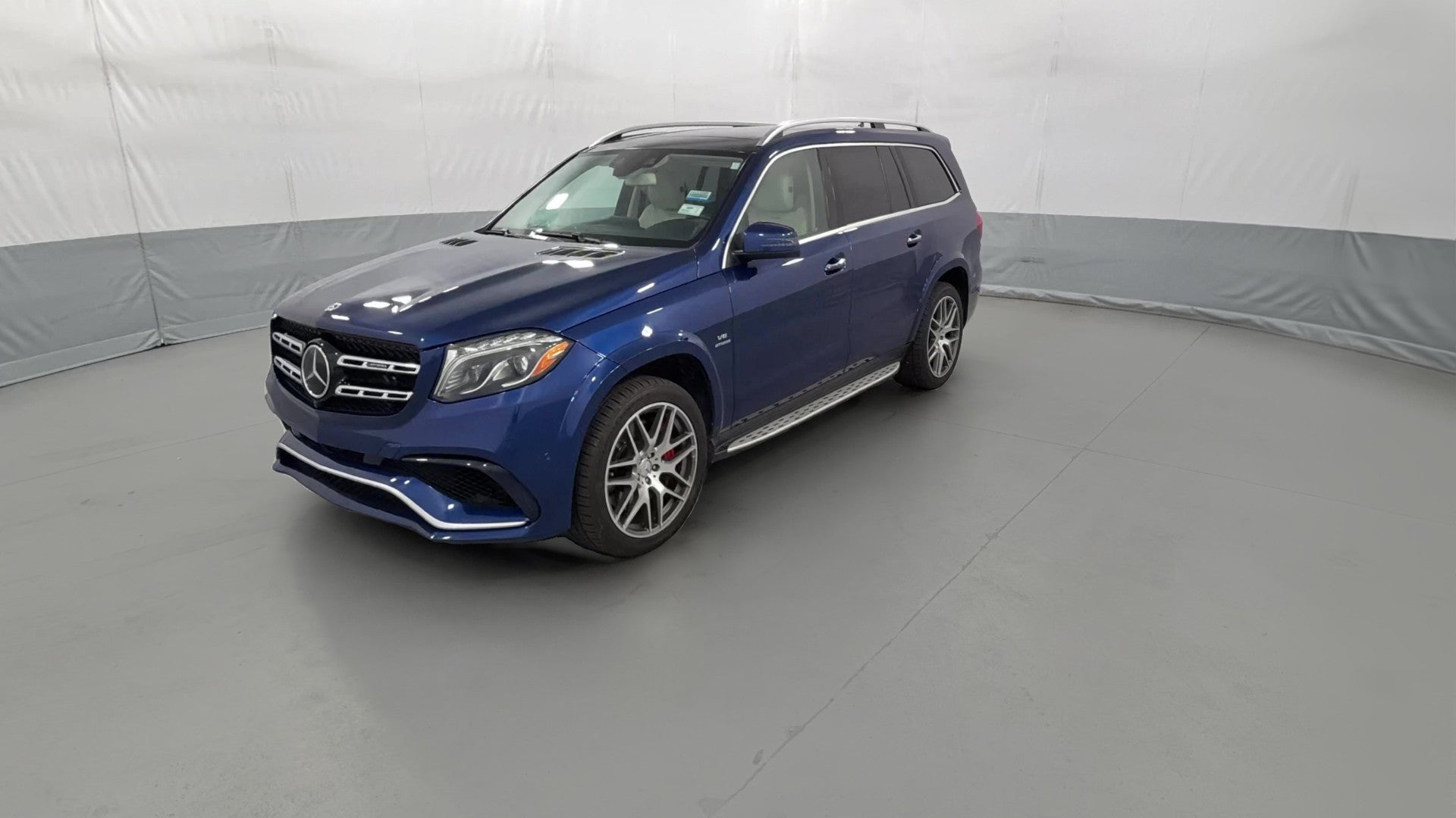 2019 Mercedes-Benz Mercedes-AMG GLS vehicle photo