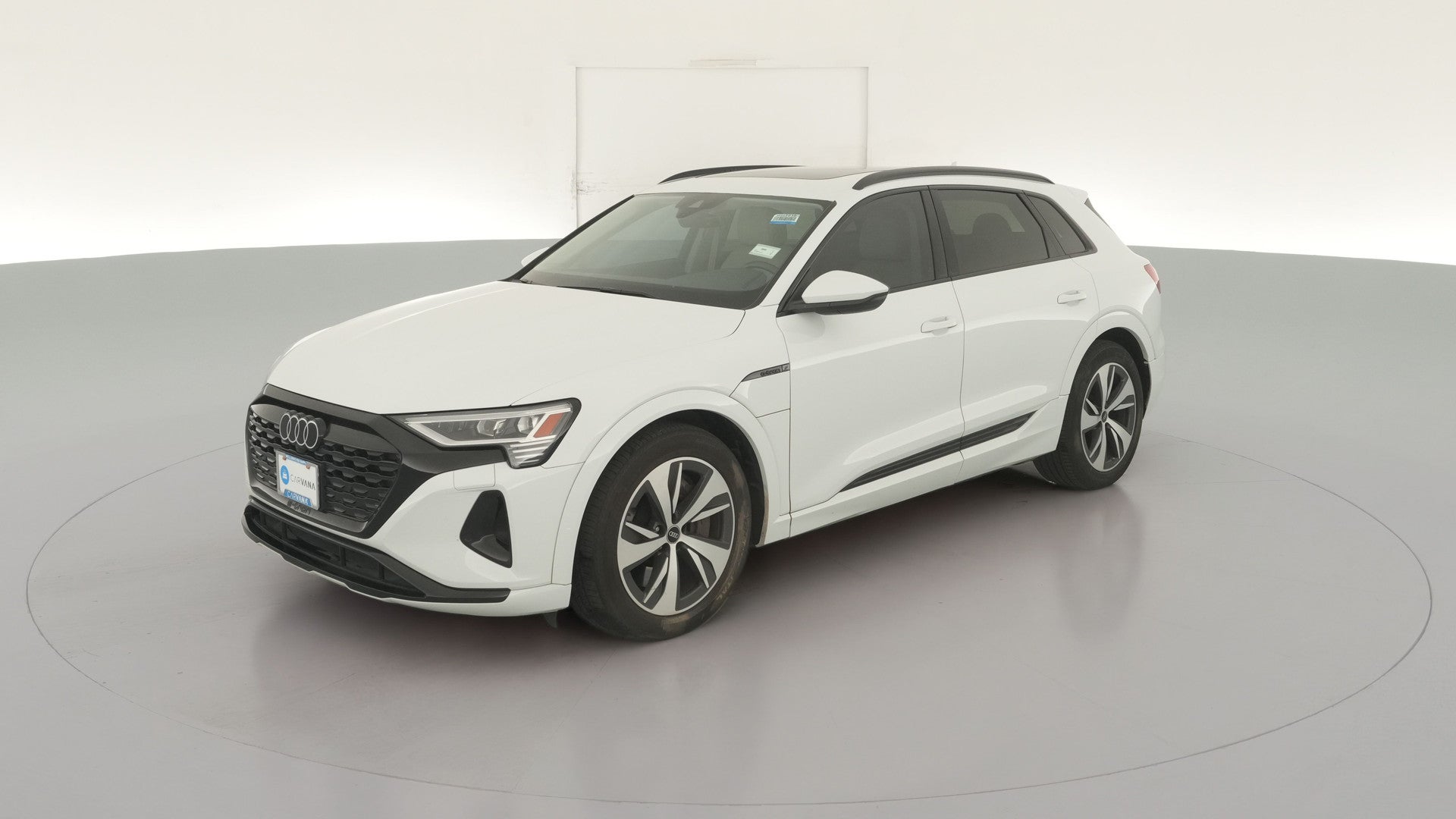 2024 Audi Q8 e-tron vehicle photo