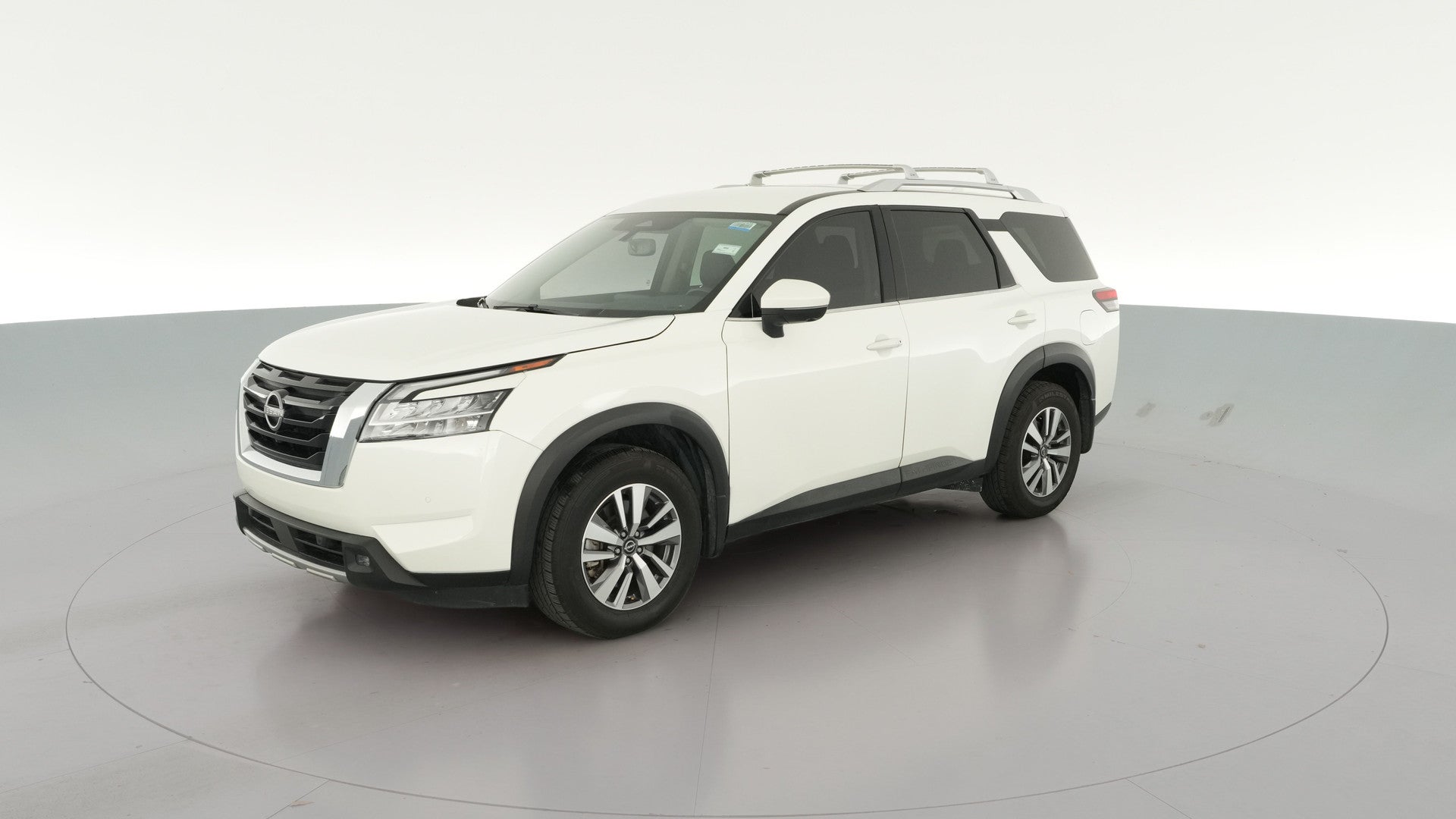 2022 Nissan Pathfinder vehicle photo