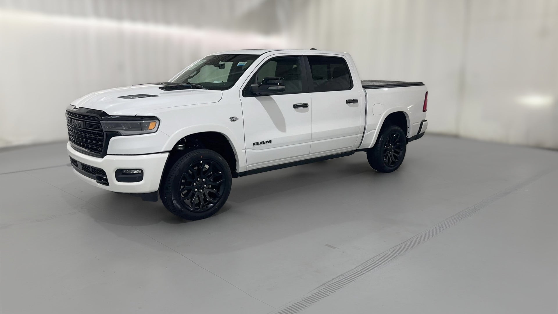 2026 Ram 1500 Crew Cab vehicle photo