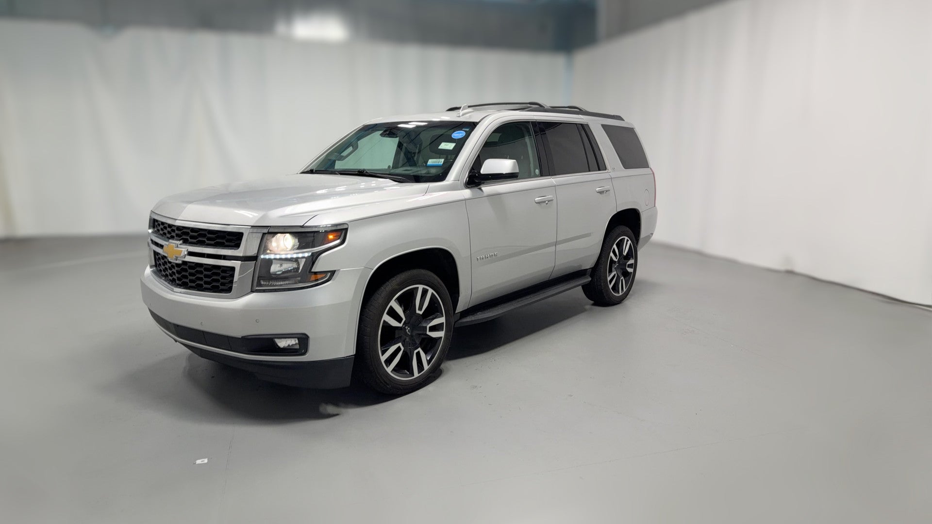 2019 Chevrolet Tahoe vehicle photo