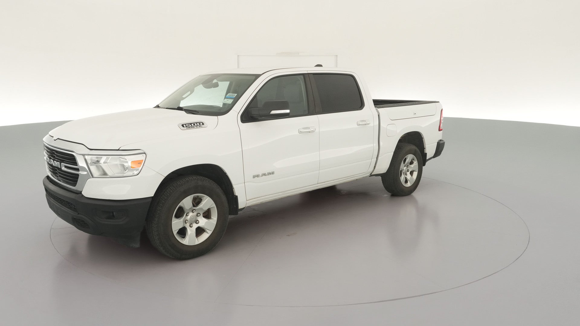 2020 Ram 1500 Crew Cab vehicle photo