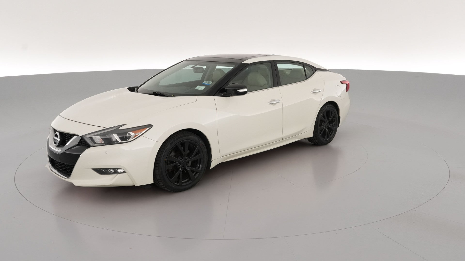 2016 Nissan Maxima vehicle photo