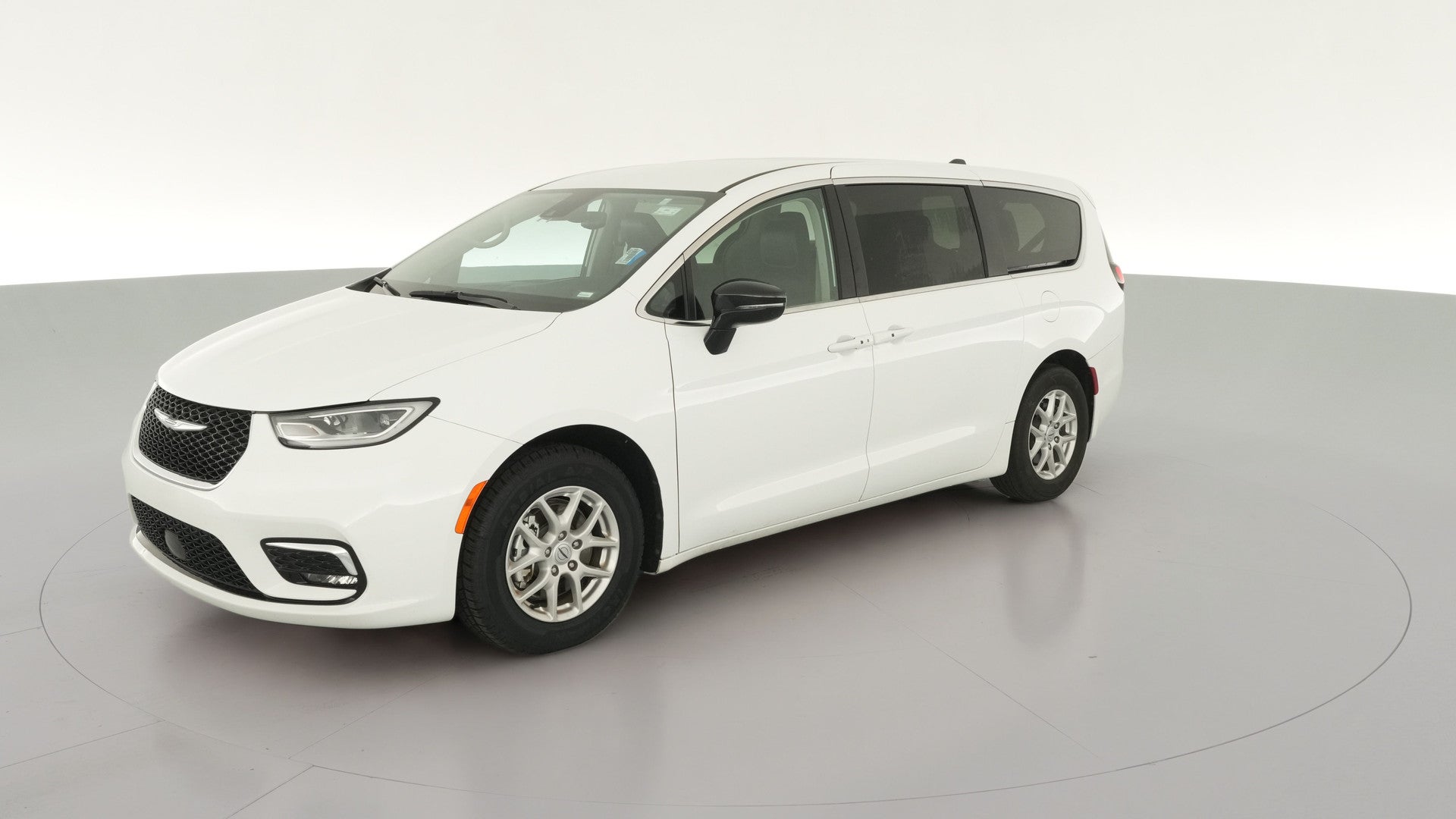 2024 Chrysler Pacifica vehicle photo