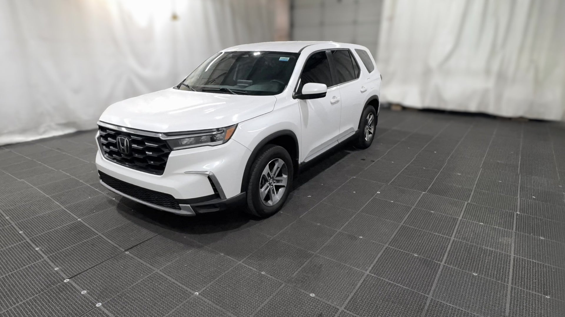 2025 Honda Pilot vehicle photo