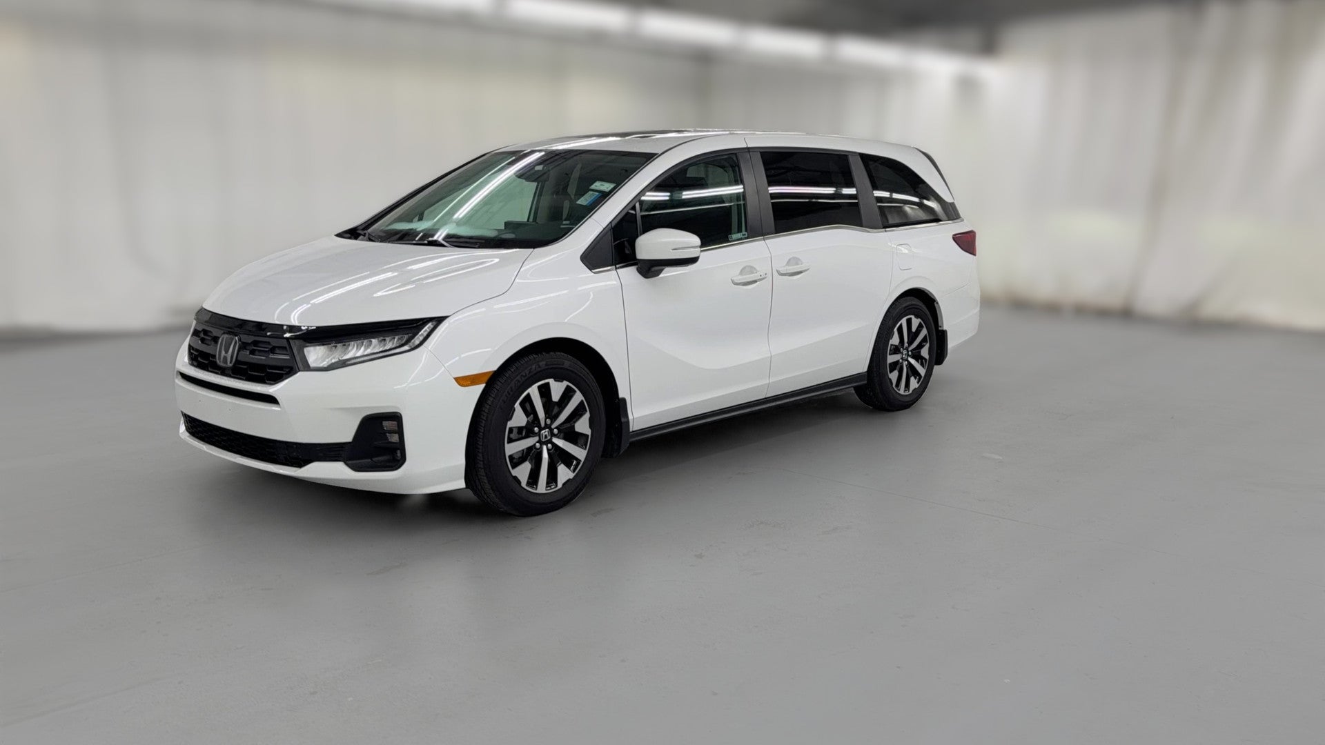 2026 Honda Odyssey vehicle photo