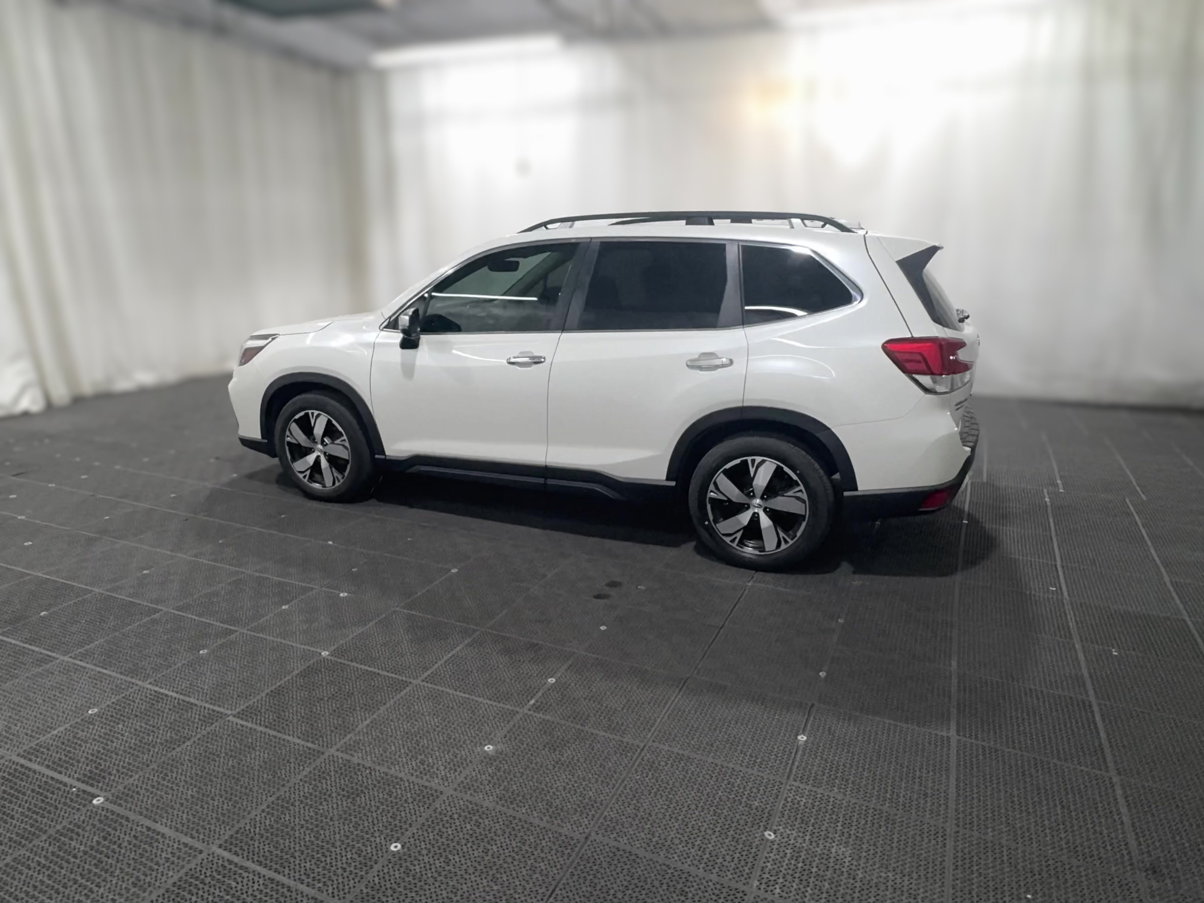 2019 Subaru Forester Touring - Photo 31