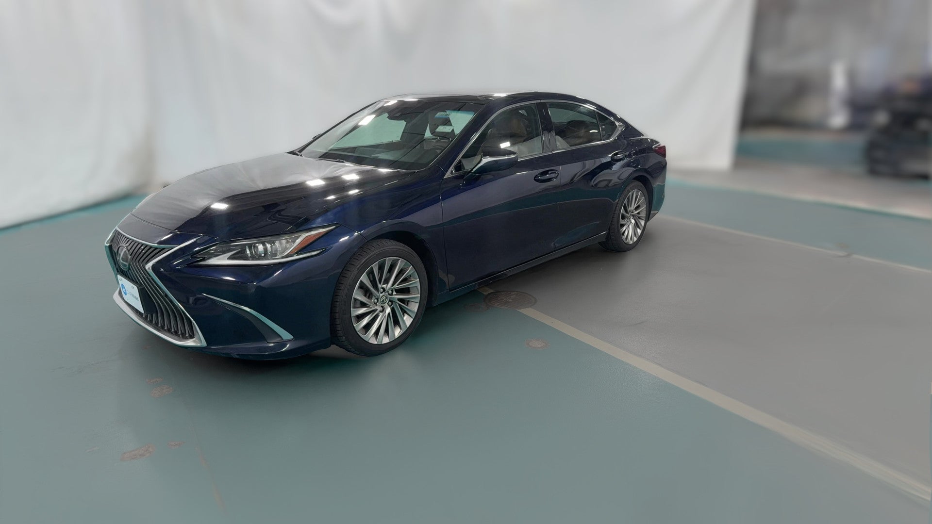 2019 Lexus ES vehicle photo
