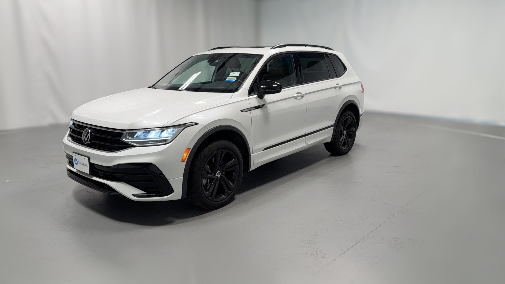 2022 Volkswagen Tiguan vehicle photo