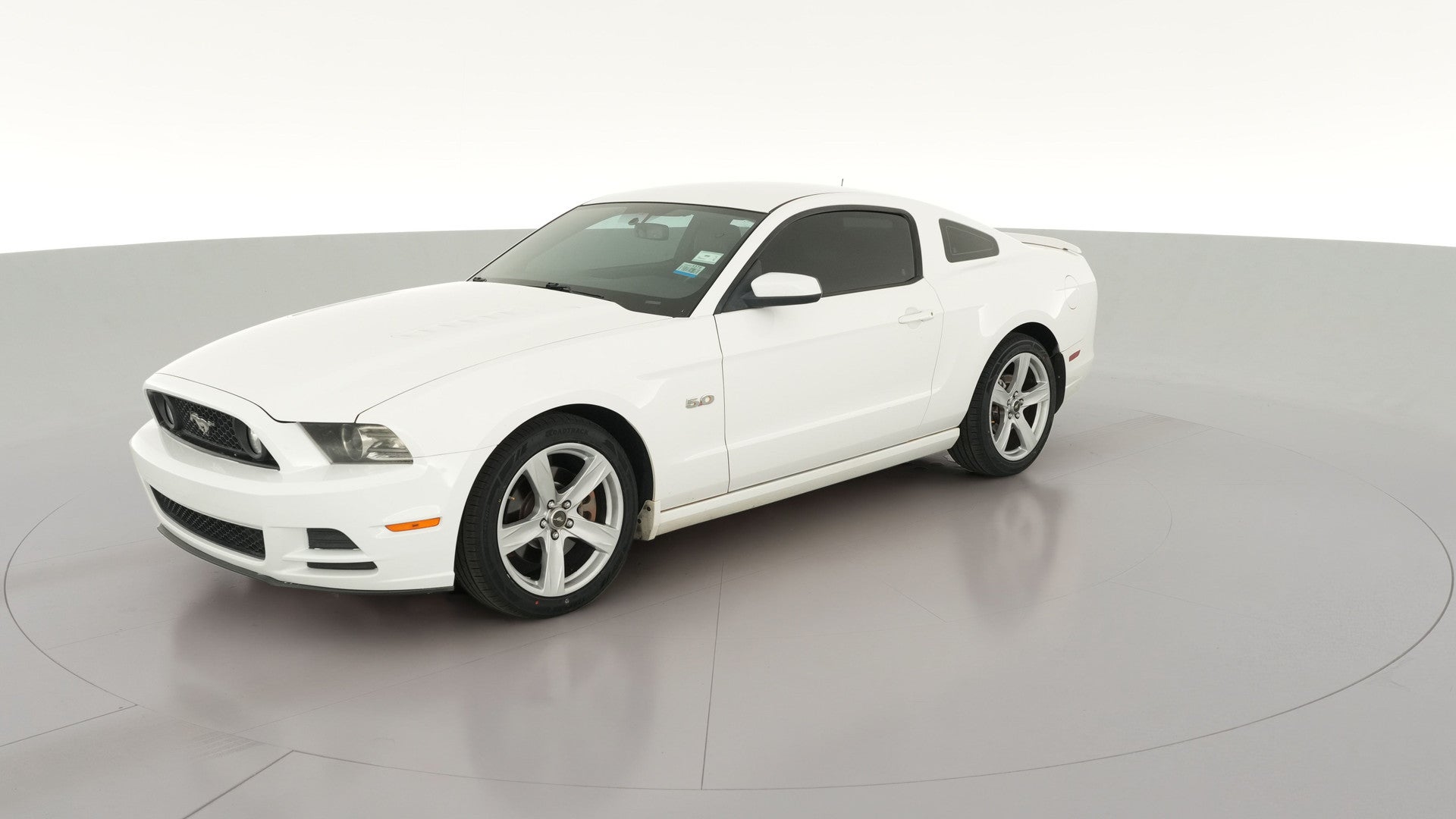 2014 Ford Mustang vehicle photo