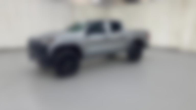 2024 Chevrolet Colorado Crew Cab vehicle photo