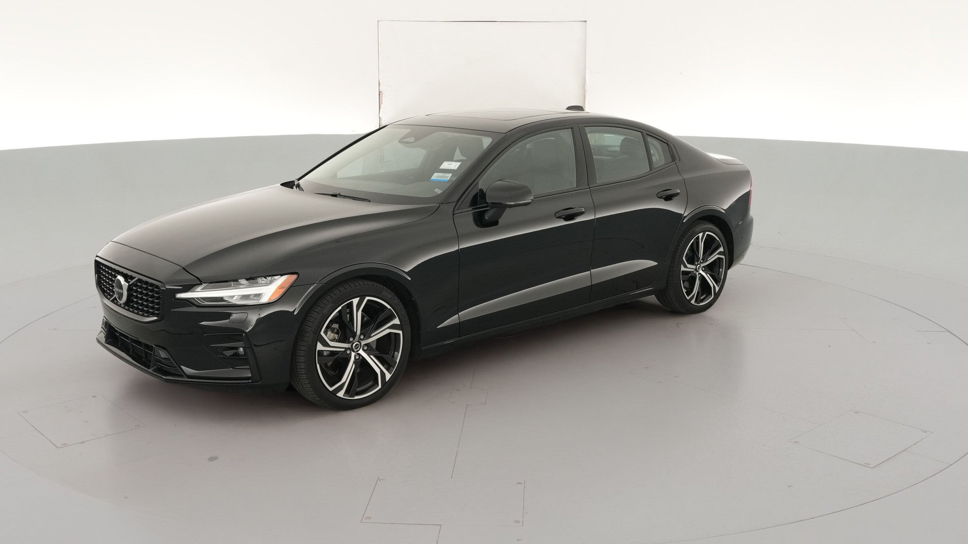 2023 Volvo S60 vehicle photo