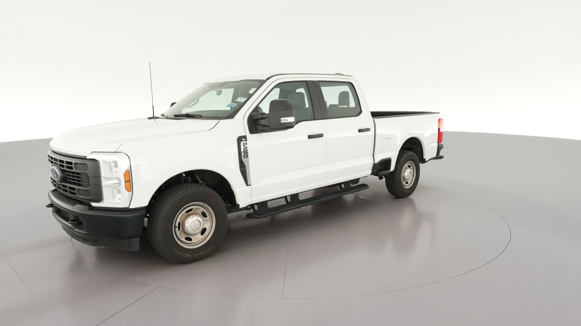 2024 Ford F250 Super Duty Crew Cab vehicle photo
