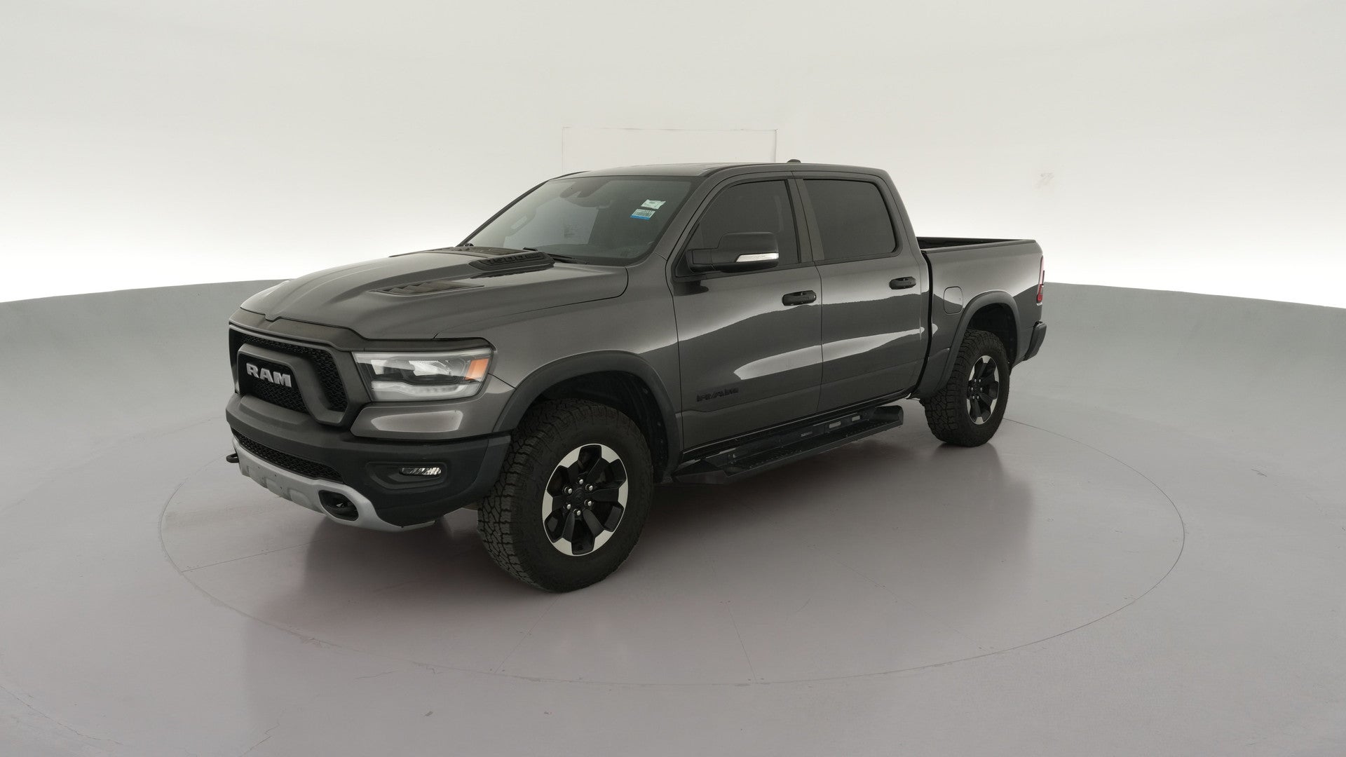 2022 Ram 1500 Crew Cab vehicle photo