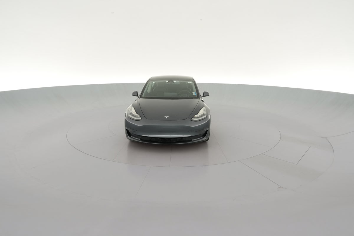2022 Tesla Model 3 Long Range All-Wheel Drive in Midnight Silver Metallic — 360° view 1