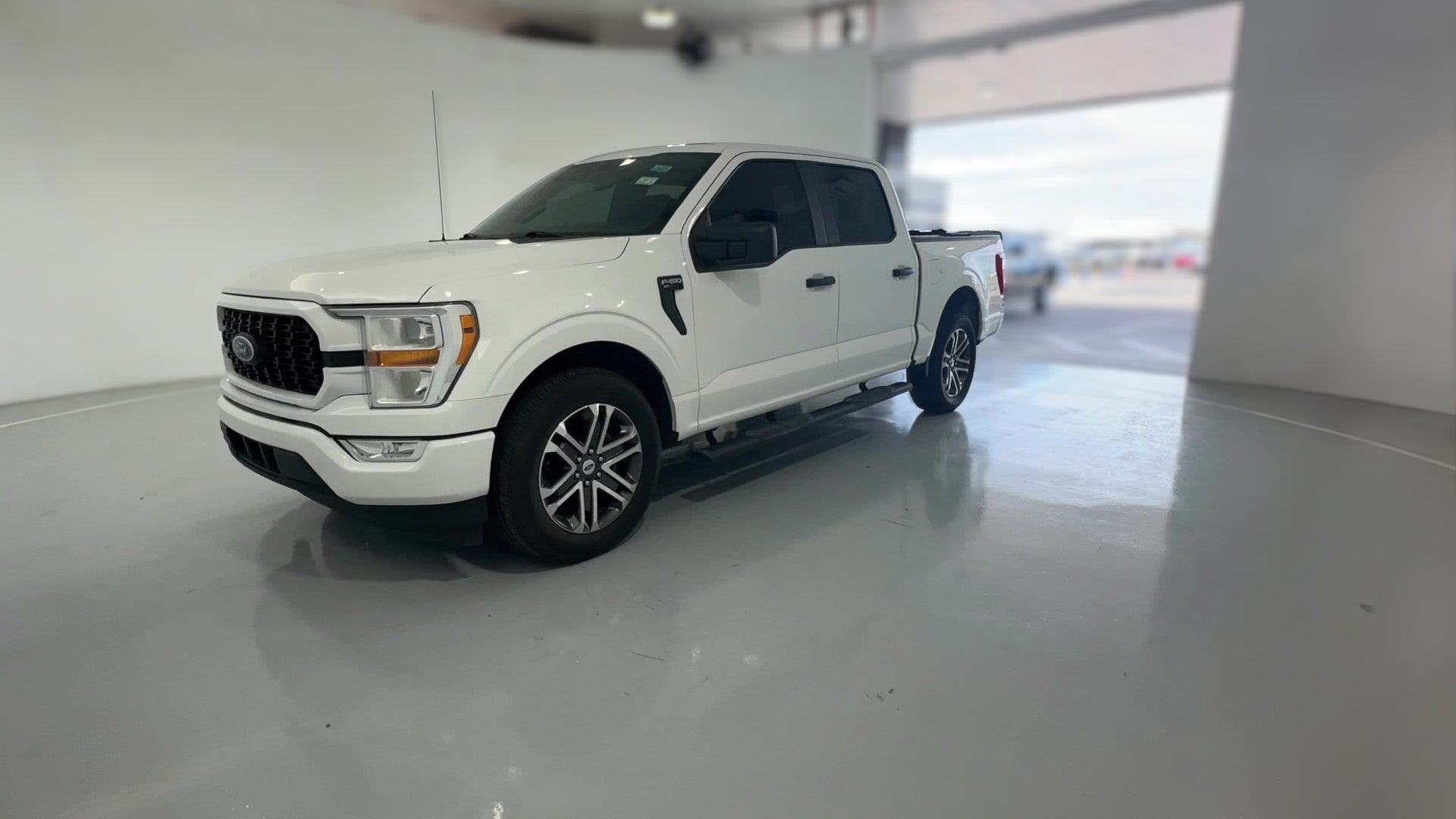 2021 Ford F150 SuperCrew Cab vehicle photo