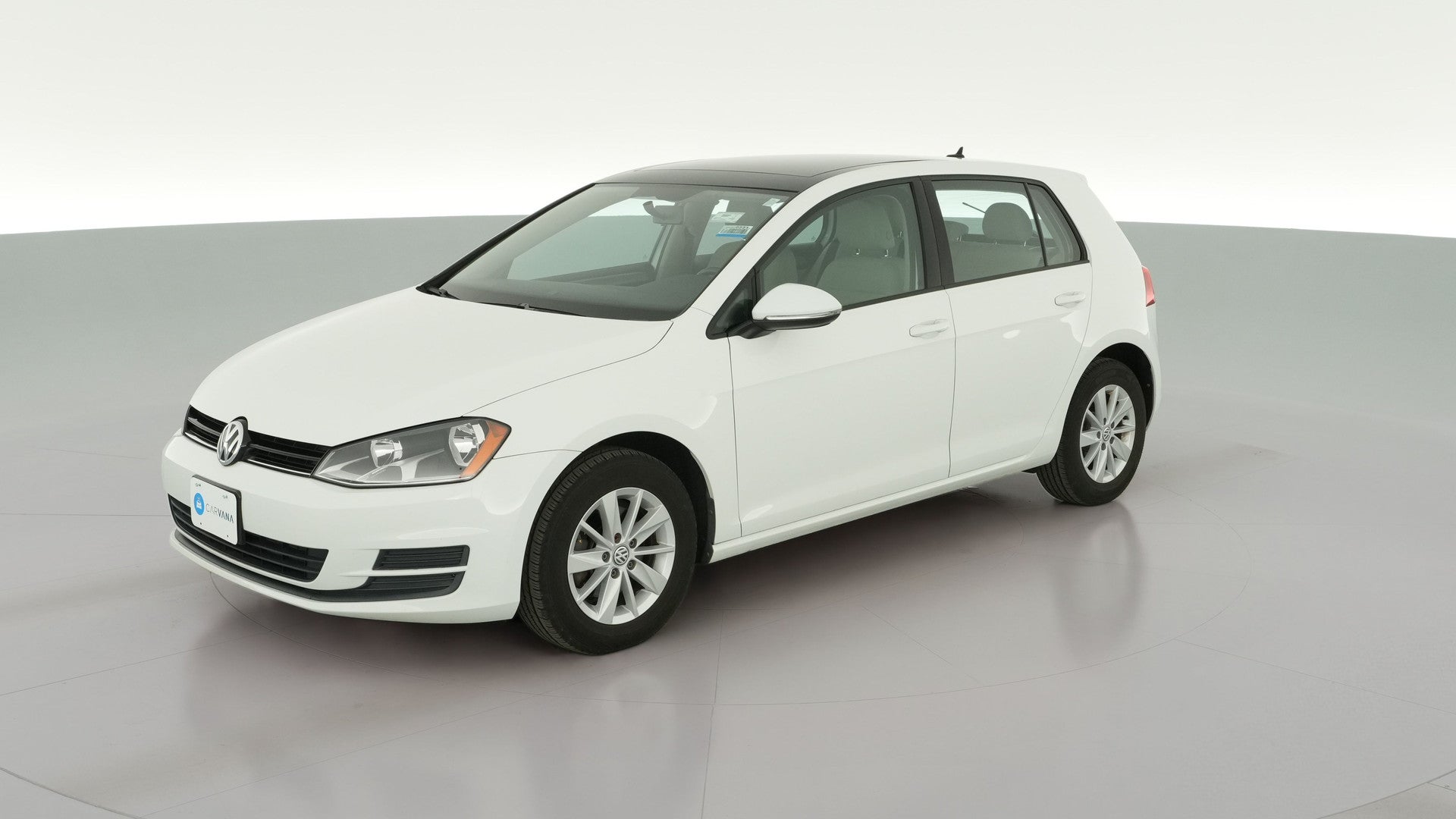 2016 Volkswagen Golf vehicle photo