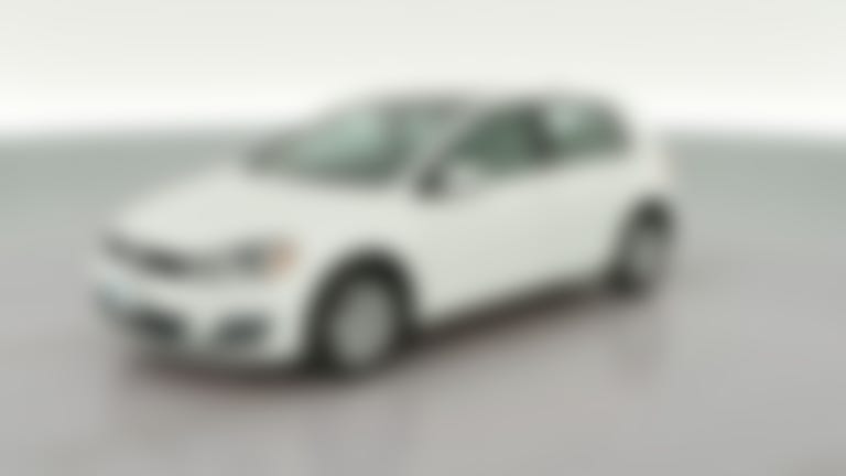 2016 Volkswagen Golf vehicle photo