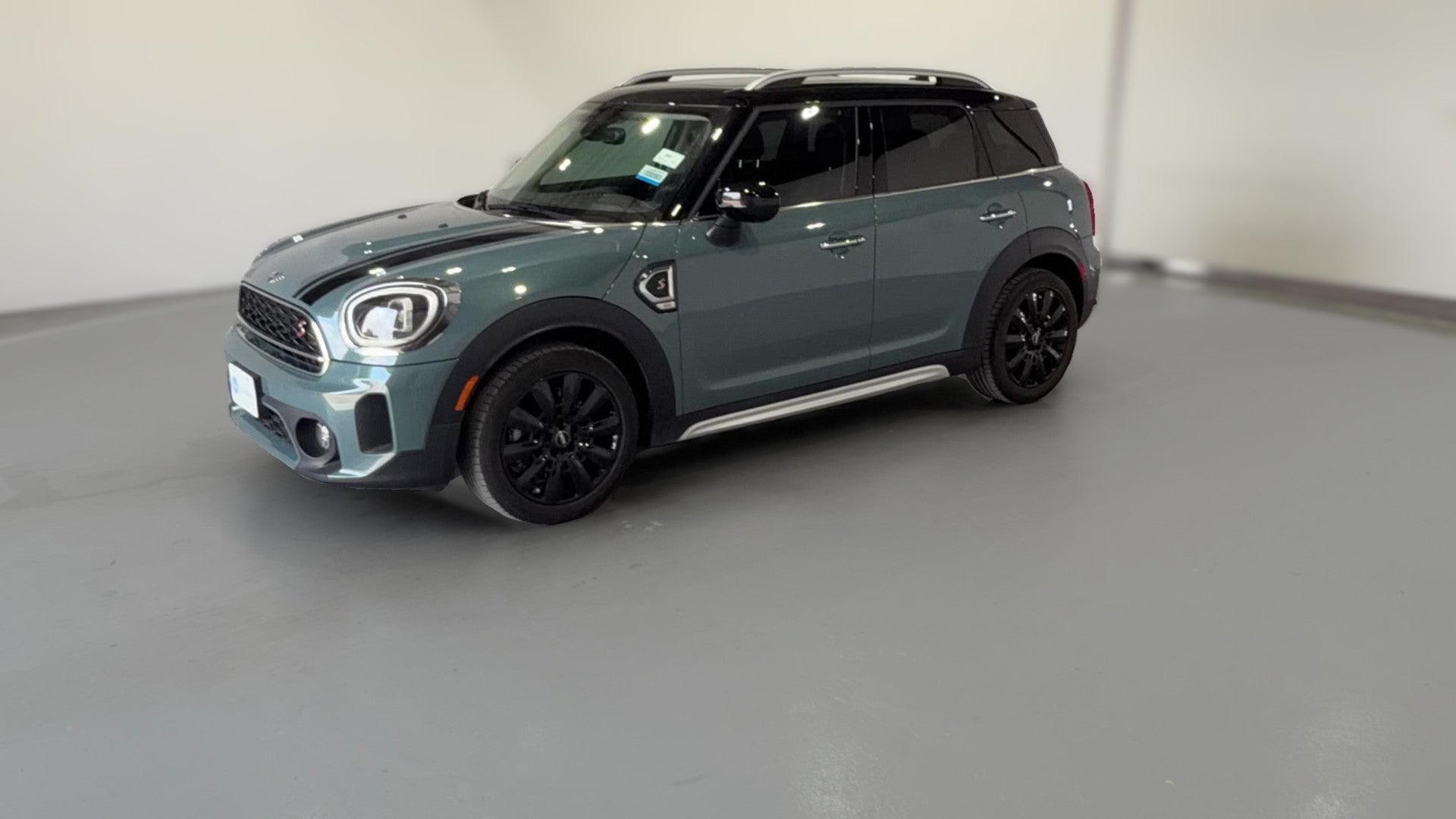 2024 MINI Countryman vehicle photo