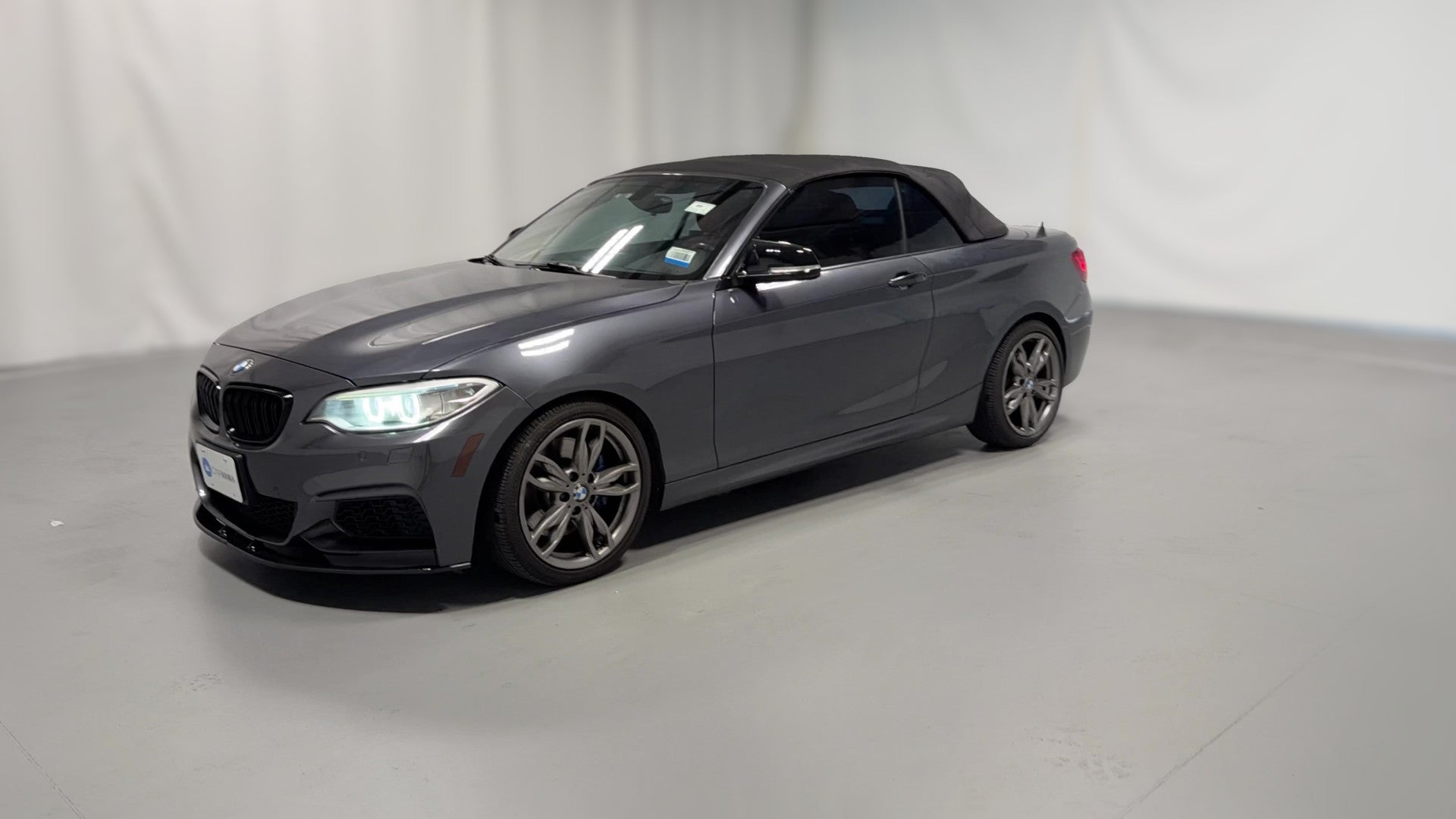 2015 BMW 2 Series vehicle photo