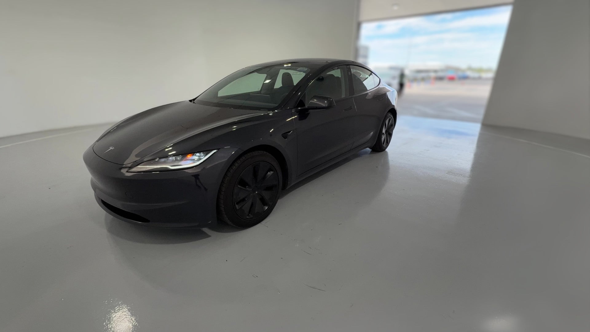 2024 Tesla Model 3 vehicle photo