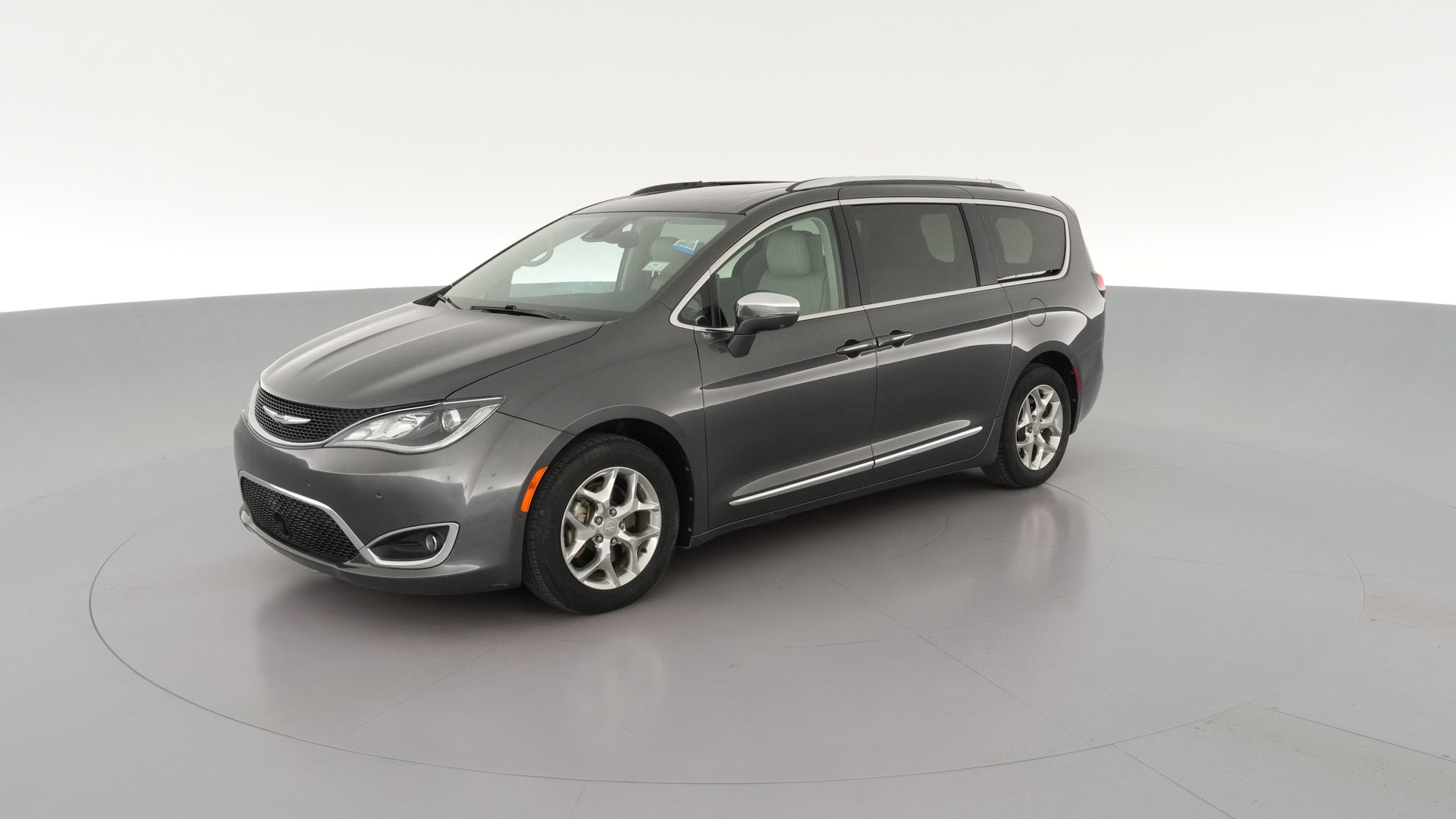2017 Chrysler Pacifica vehicle photo