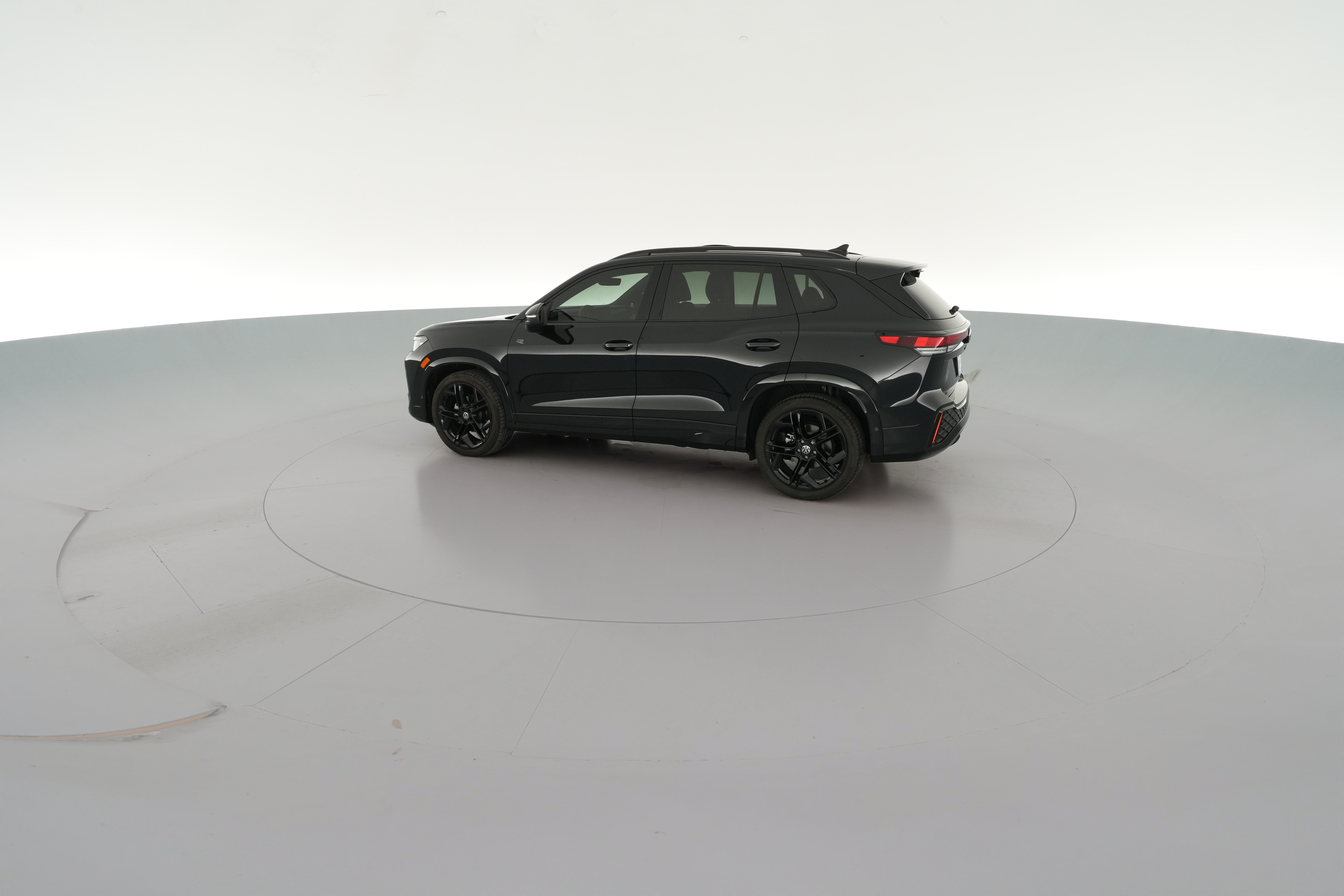 2026 Volkswagen Tiguan SE R-LINE BLACK - Photo 26