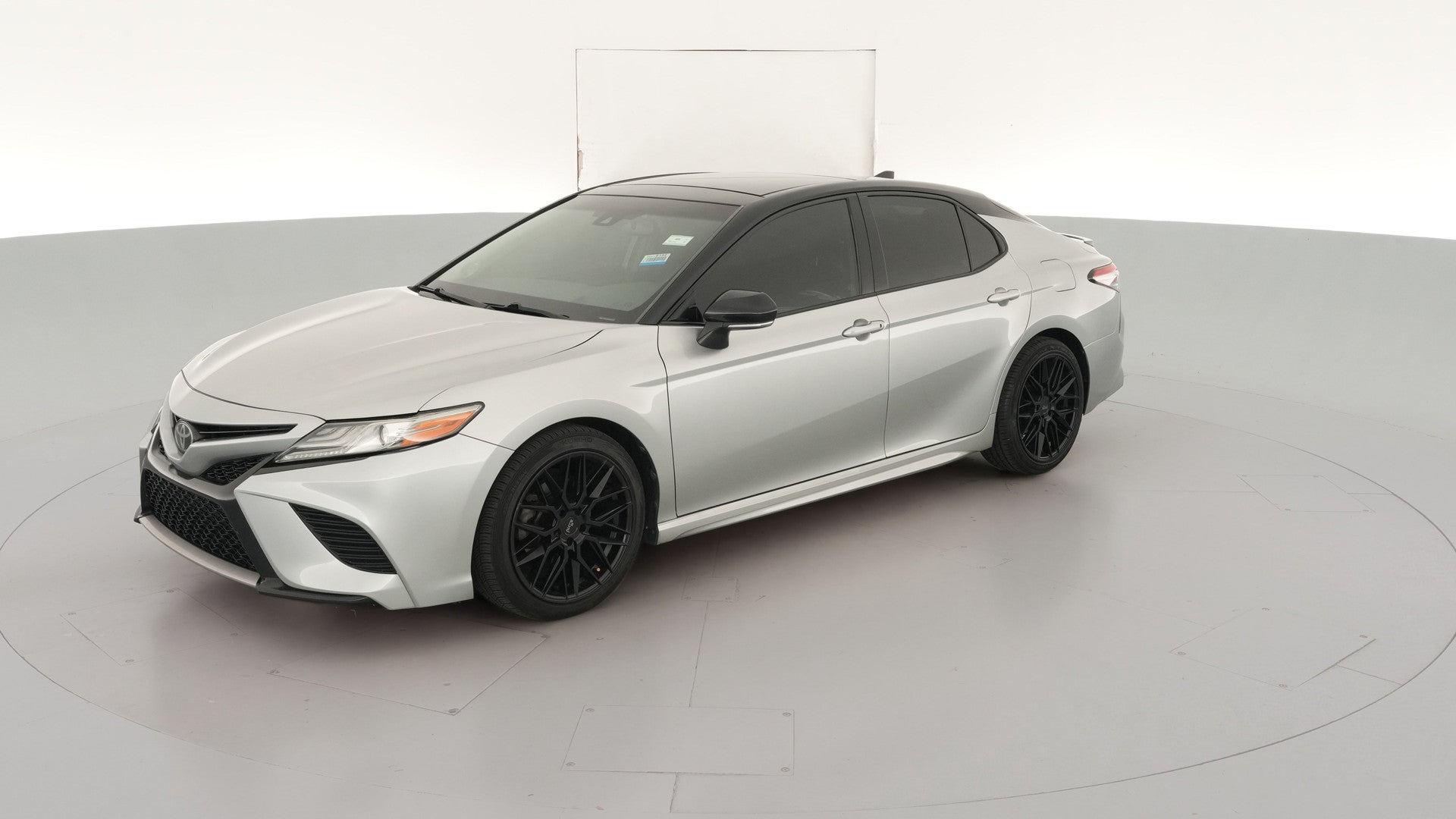 2019 Toyota Camry vehicle photo