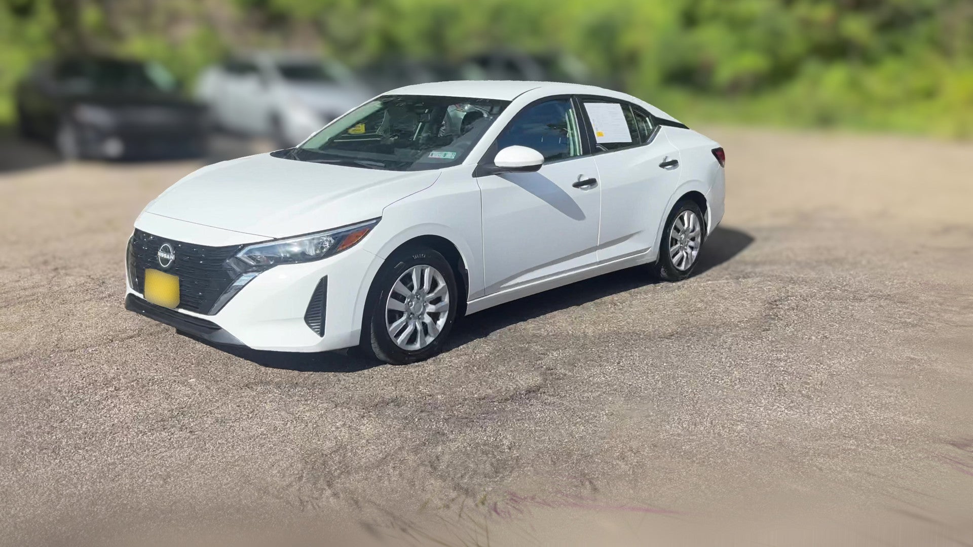 2025 Nissan Sentra vehicle photo