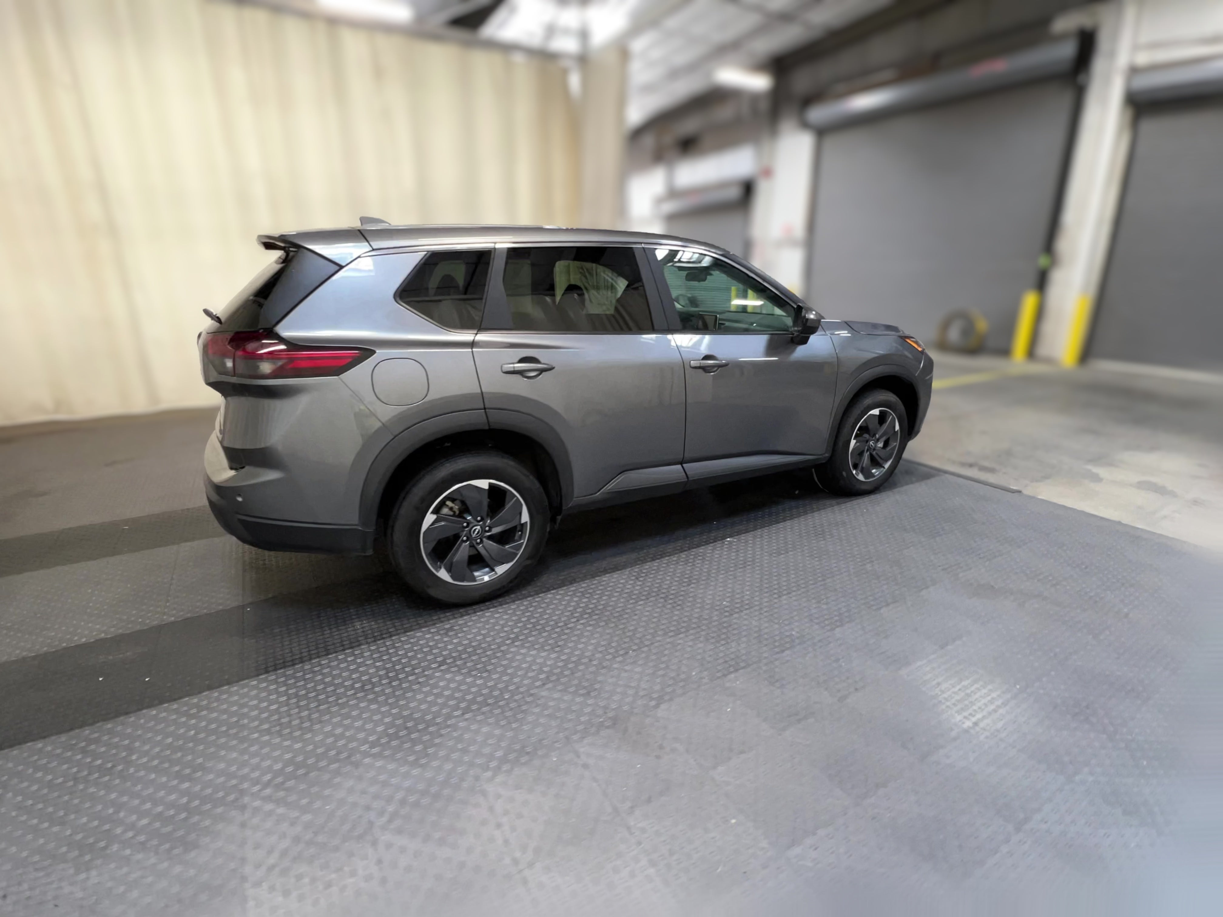 2025 Nissan Rogue SV - Photo 33