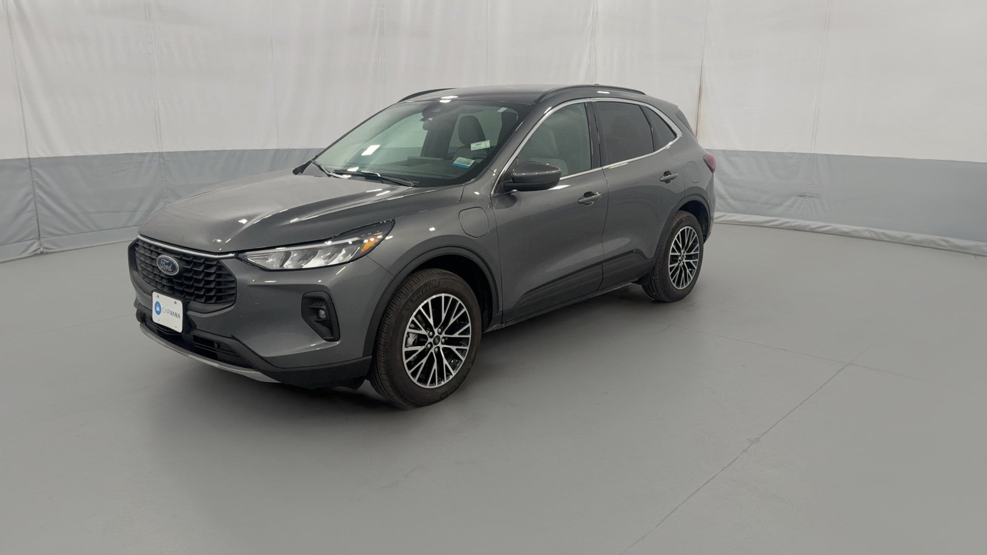 2025 Ford Escape Plug-in Hybrid vehicle photo