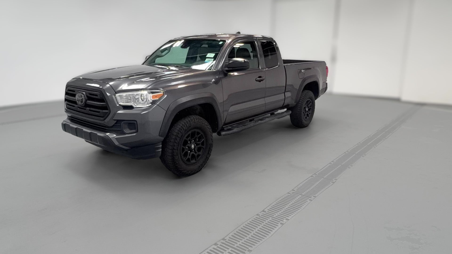 2019 Toyota Tacoma Access Cab vehicle photo