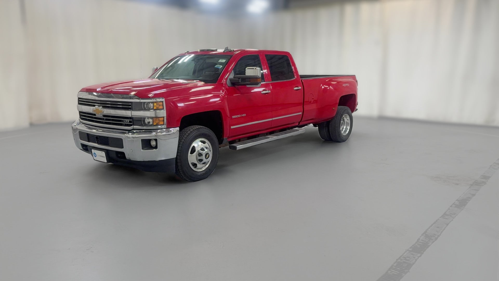 2015 Chevrolet Silverado 3500 HD Crew Cab vehicle photo