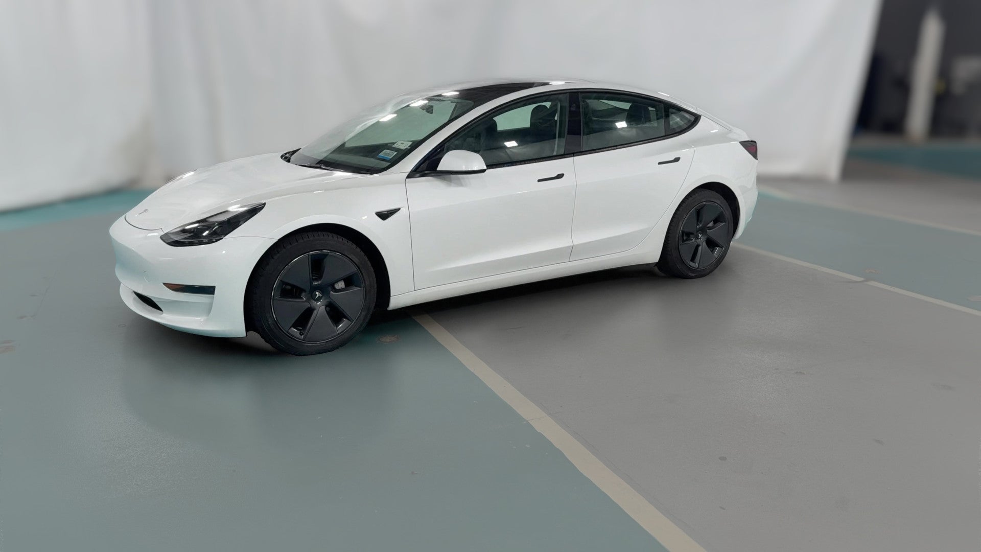 2023 Tesla Model 3 vehicle photo