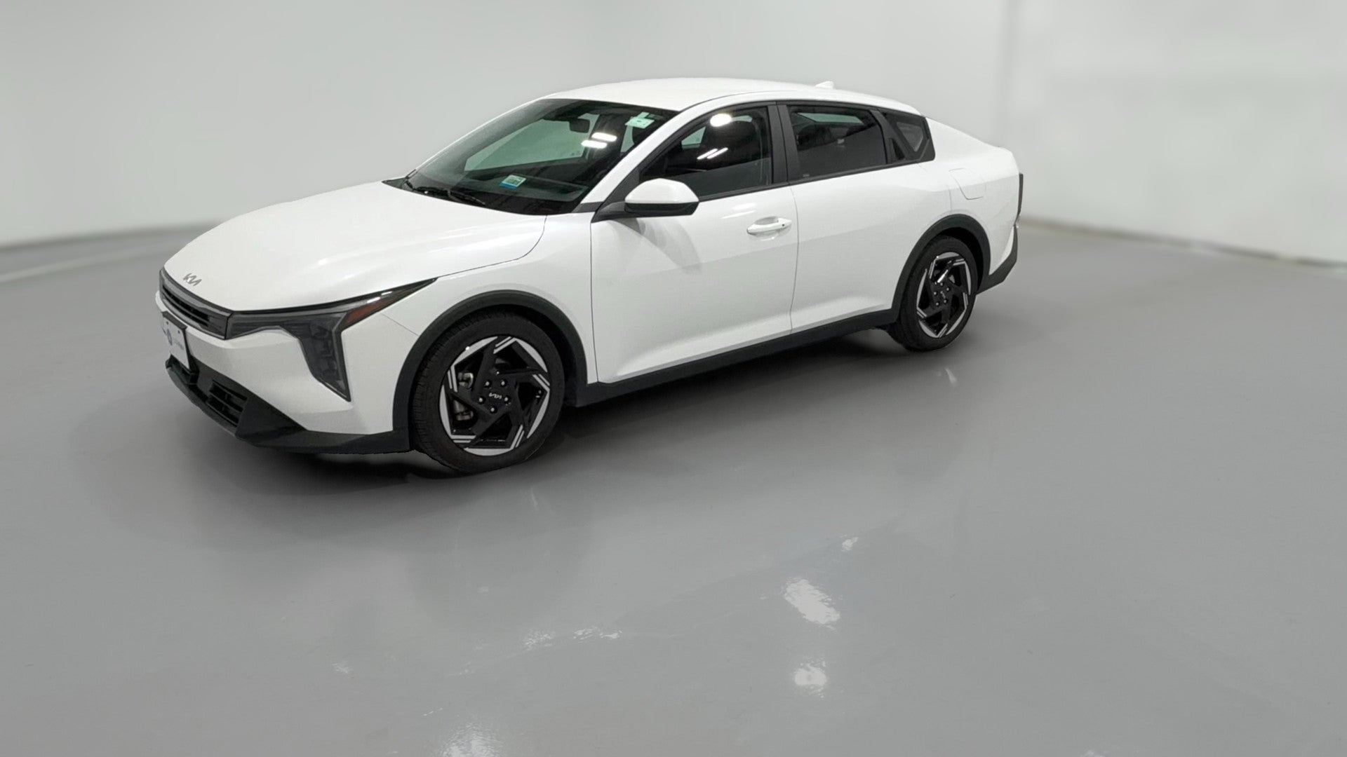2025 Kia K4 vehicle photo
