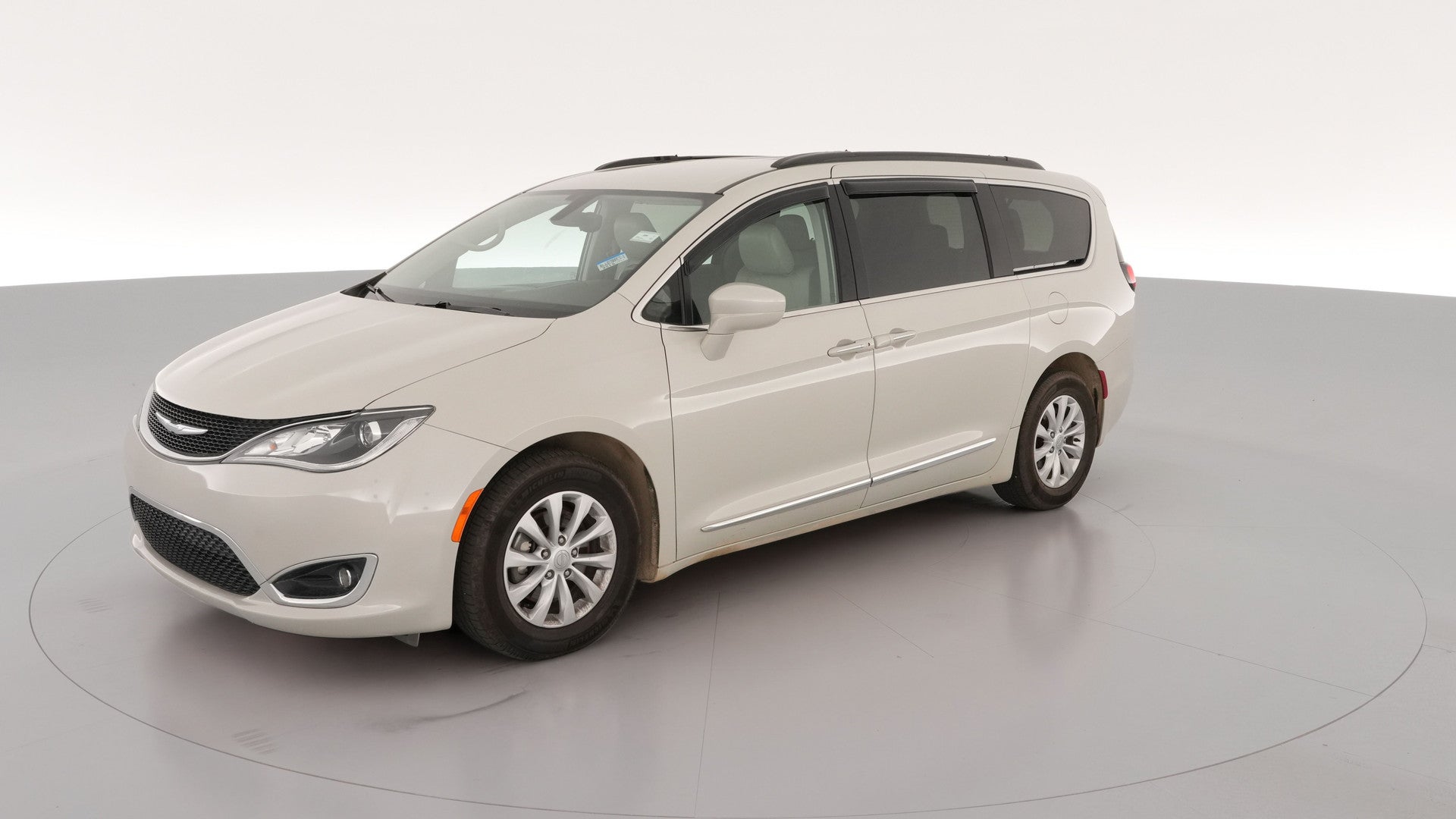 2017 Chrysler Pacifica vehicle photo