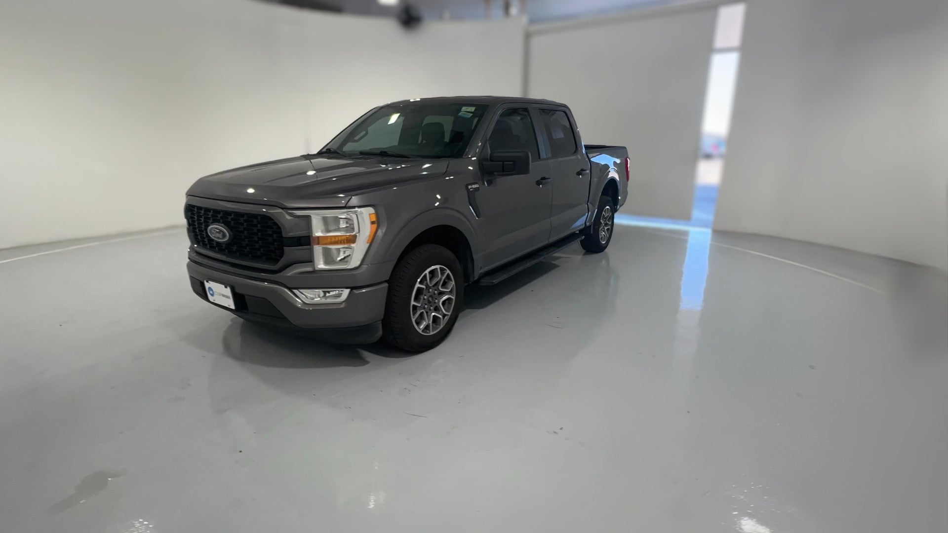 2021 Ford F150 SuperCrew Cab vehicle photo
