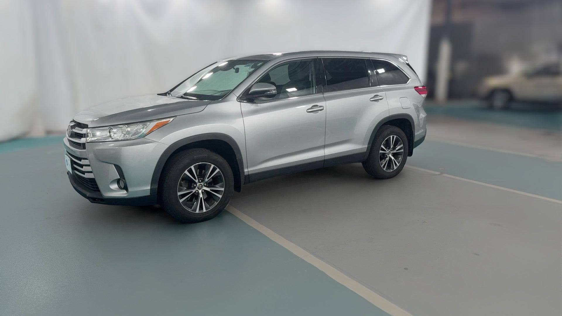 2019 Toyota Highlander vehicle photo